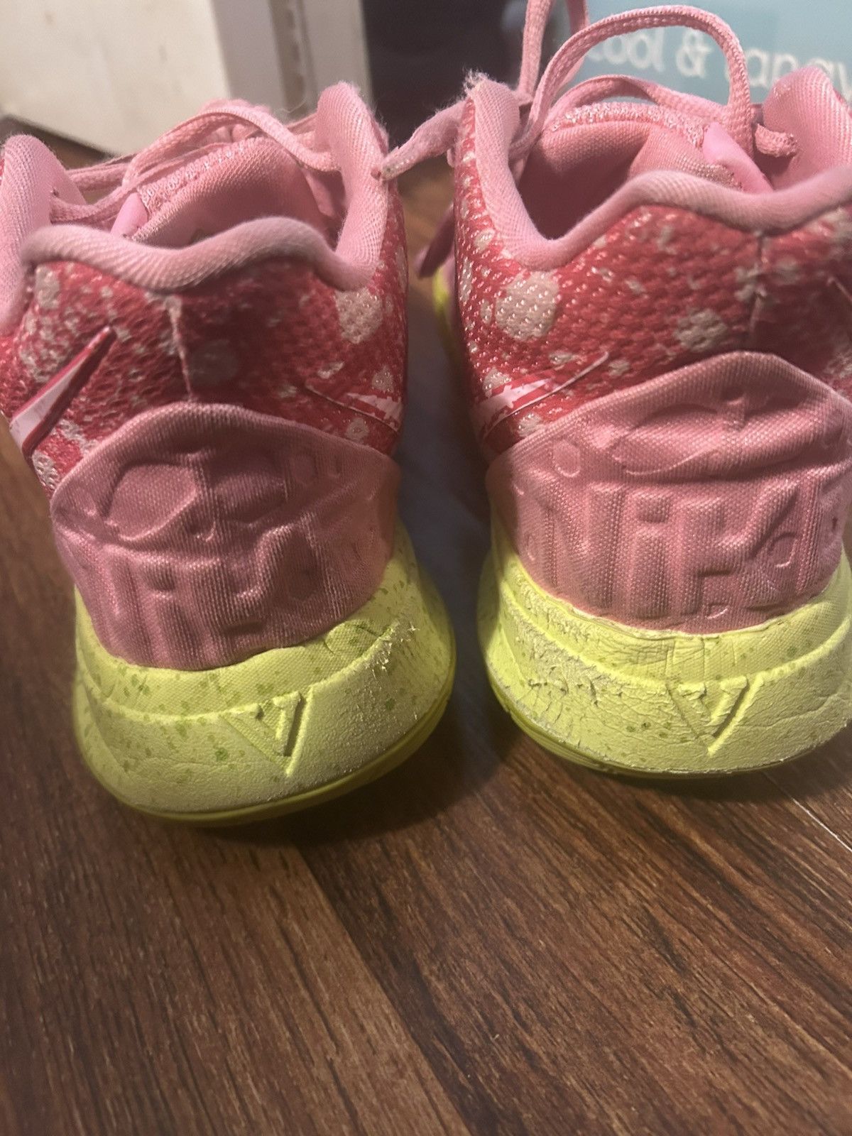 Nike Nike Kyrie Irving’s SpongeBobs size 6.5 Size US 6.5 / EU 39-40 - 2 Thumbnail