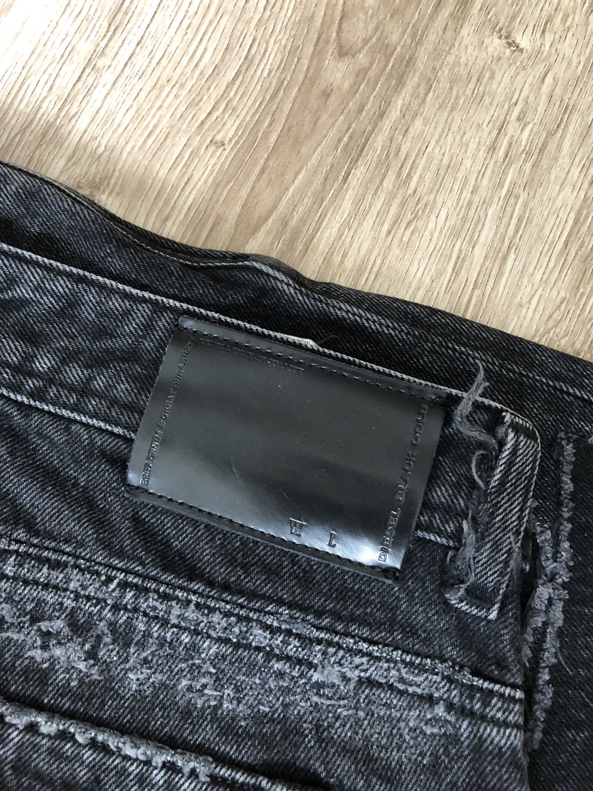 Diesel Black Gold Diesel Black Gold Distressed Denim Jeans Size US 30 / EU 46 - 9 Thumbnail