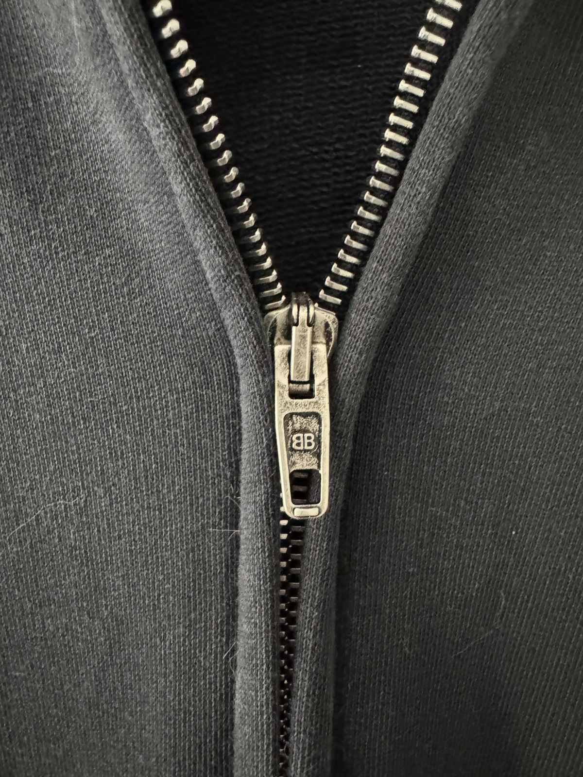 Balenciaga Balenciaga Offshore Hoodie S Size US S / EU 44-46 / 1 - 3 Thumbnail