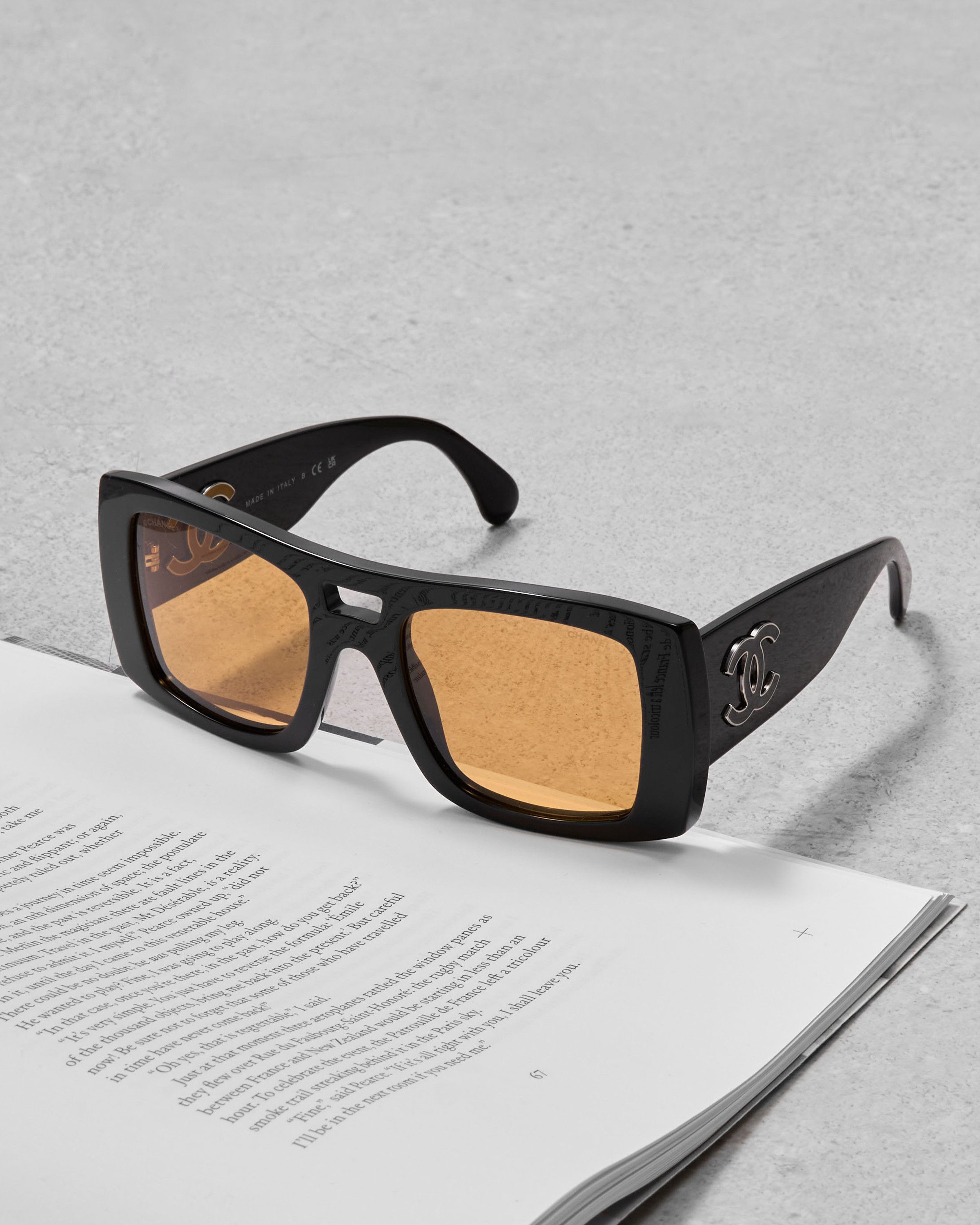 Chanel CHANEL 0CH5539 1799/7 Sunglasses Size ONE SIZE - 1 Thumbnail