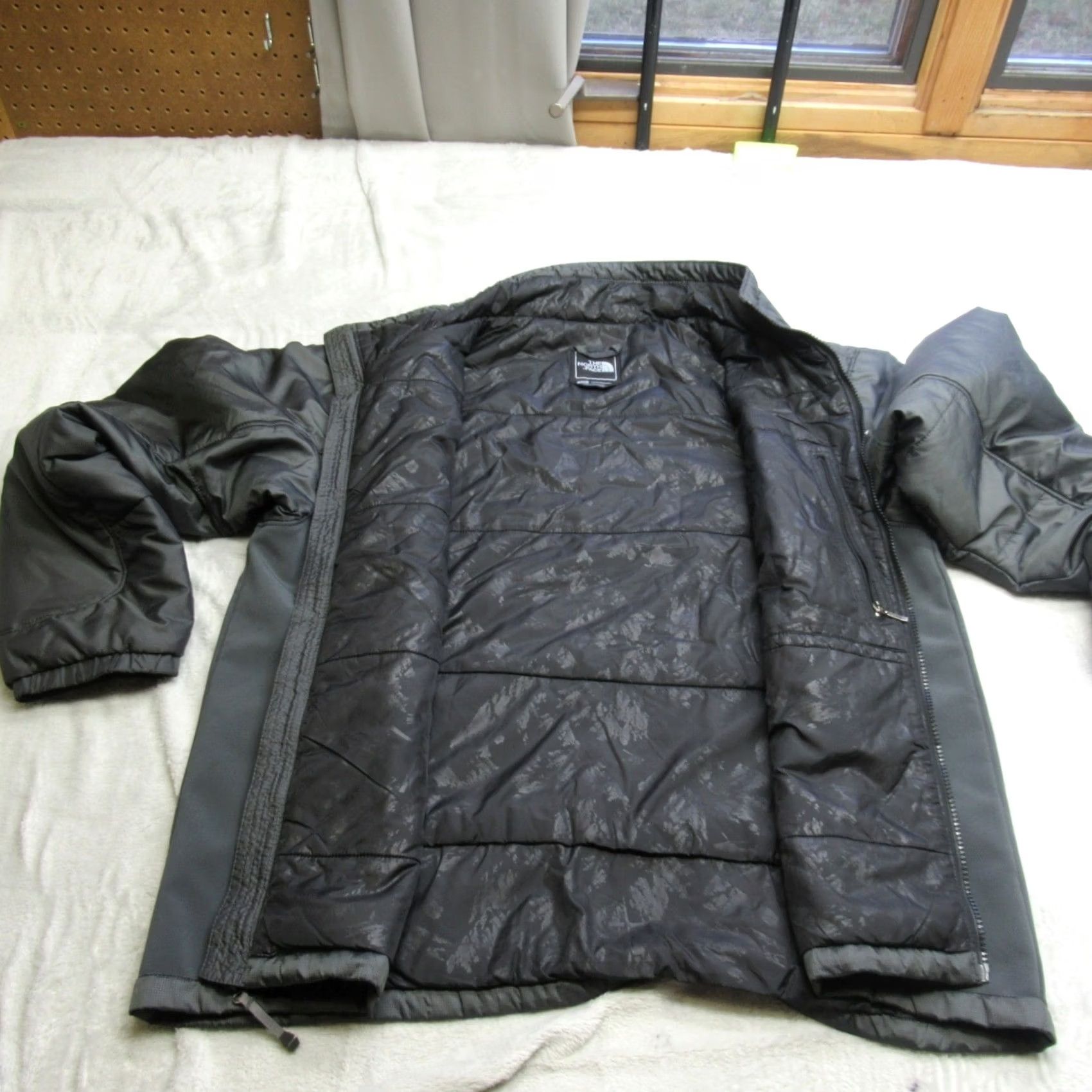The North Face The North Face Jacket Men Large Gray Zip Full-Insulated Wind Rain Pockets Quilted Logo Mid-Length Size US L / EU 52-54 / 3 - 3 Thumbnail