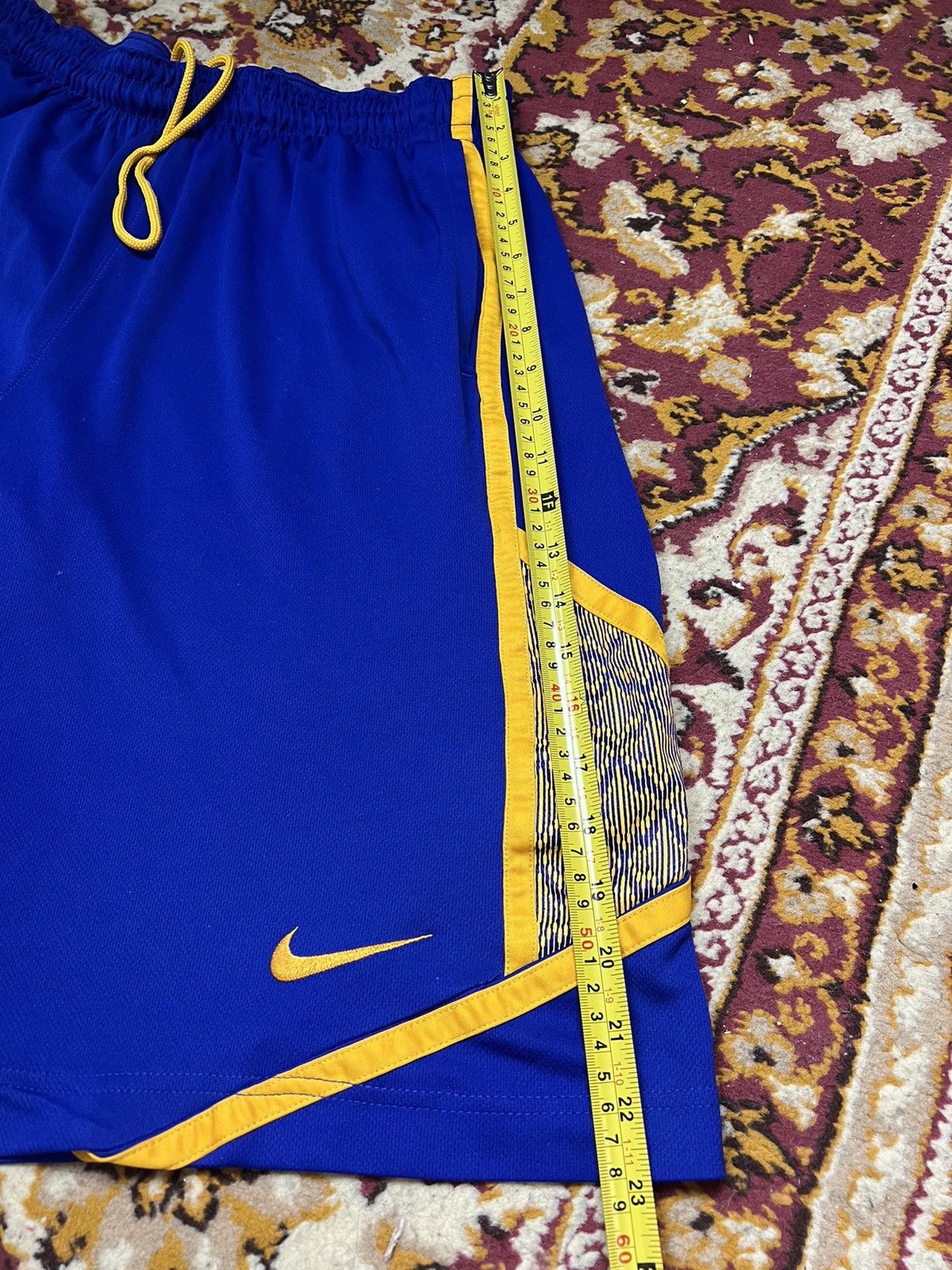 Nike × Vintage Nike Kobe Bryant Dri-Fit Basketball Shorts Size US 34 / EU 50 - 12 Thumbnail