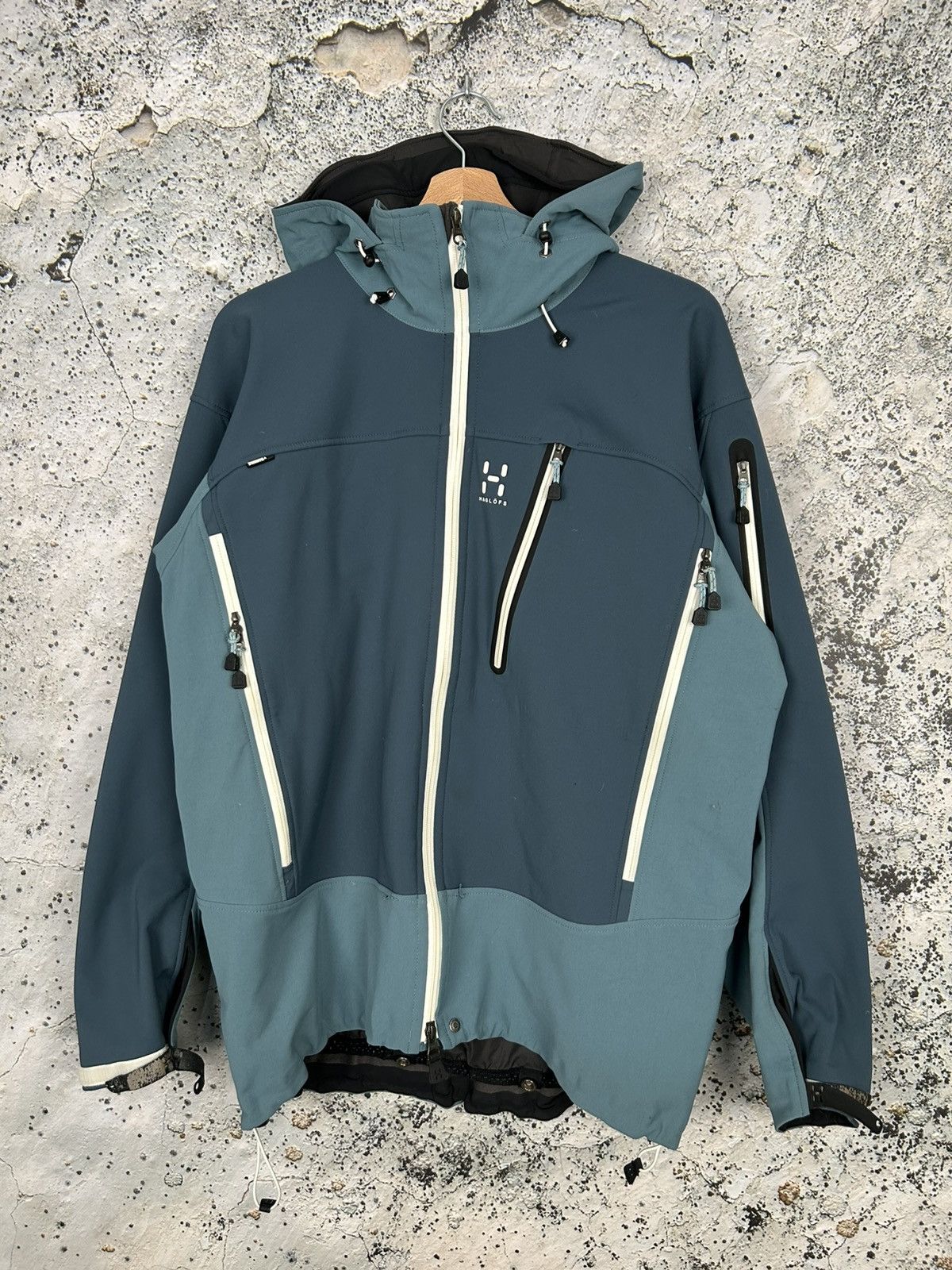 Haglofs Haglofs Gorpcore Outdoor Softshell Streetwear Size US L / EU 52-54 / 3 - 1 Thumbnail
