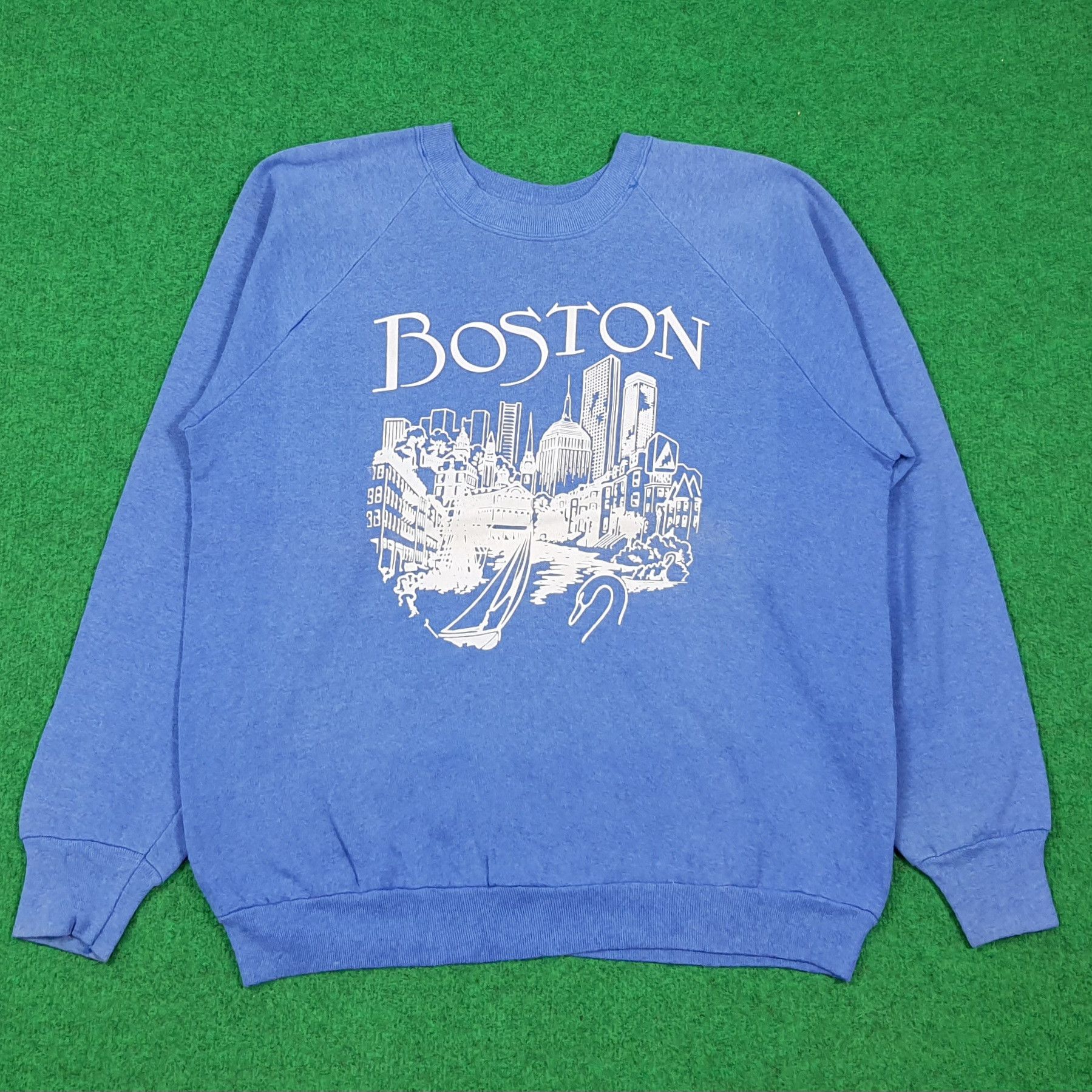 Fruit Of The Loom Vintage 90s Boston Skyline Sweatshirt Raglan C279N24 Size US M / EU 48-50 / 2 - 1 Thumbnail