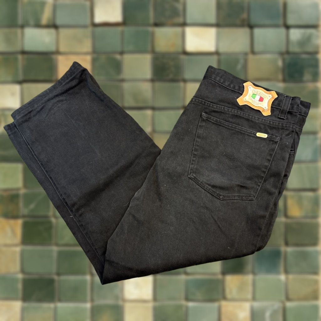 Vintage VINTAGE Paco SPORT Internationals Jeans Denim Black Relaxed Fit Men’s 40 X 33 Jeans Regular Men Distressed Pockets 33in Inseam Wide-Leg Sports Size US 40 / EU 56 - 1 Thumbnail