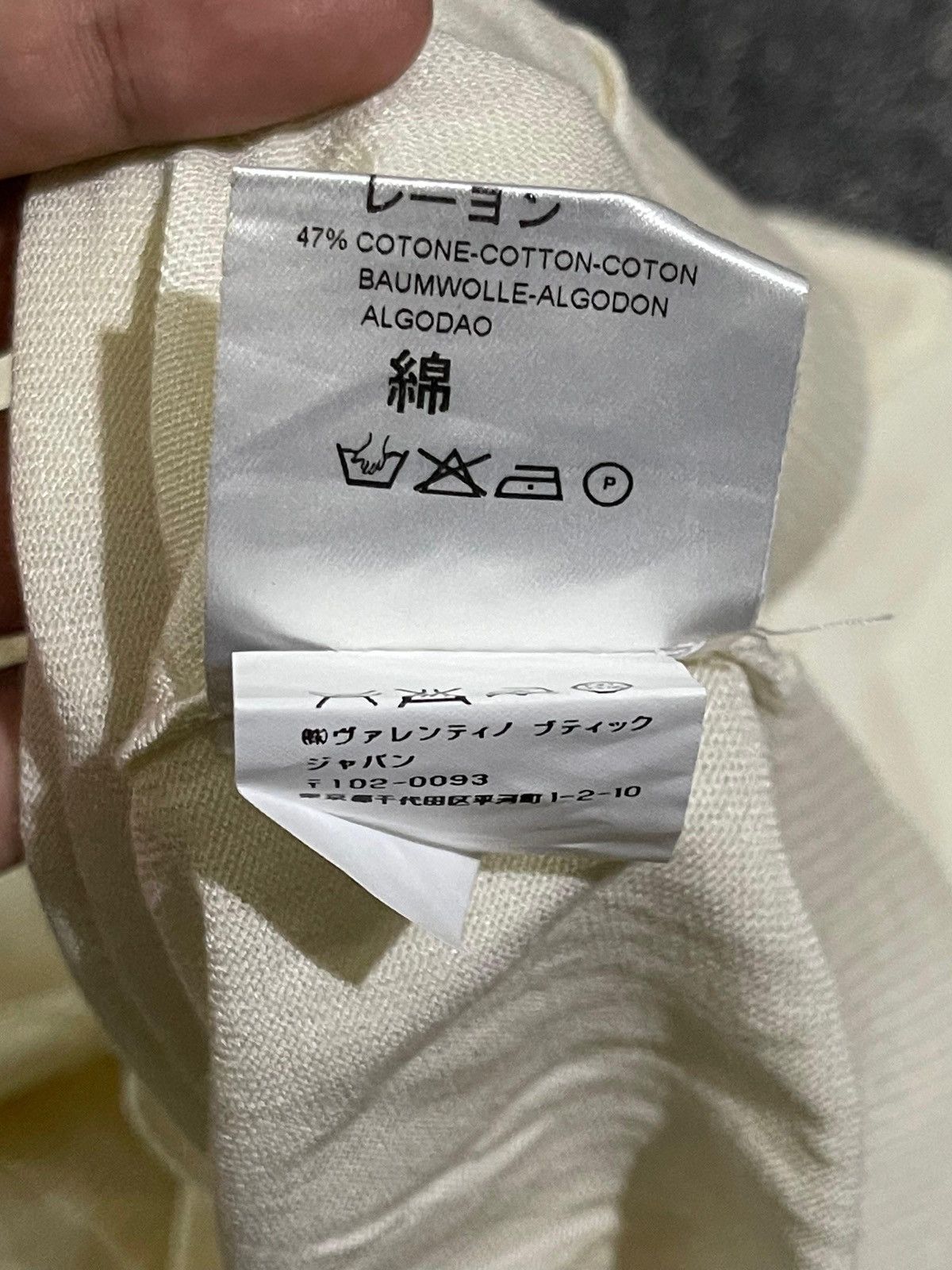 Valentino Valentino Cream Ruffles Crop Cardigan Size M / US 6-8 / IT 42-44 - 8 Thumbnail