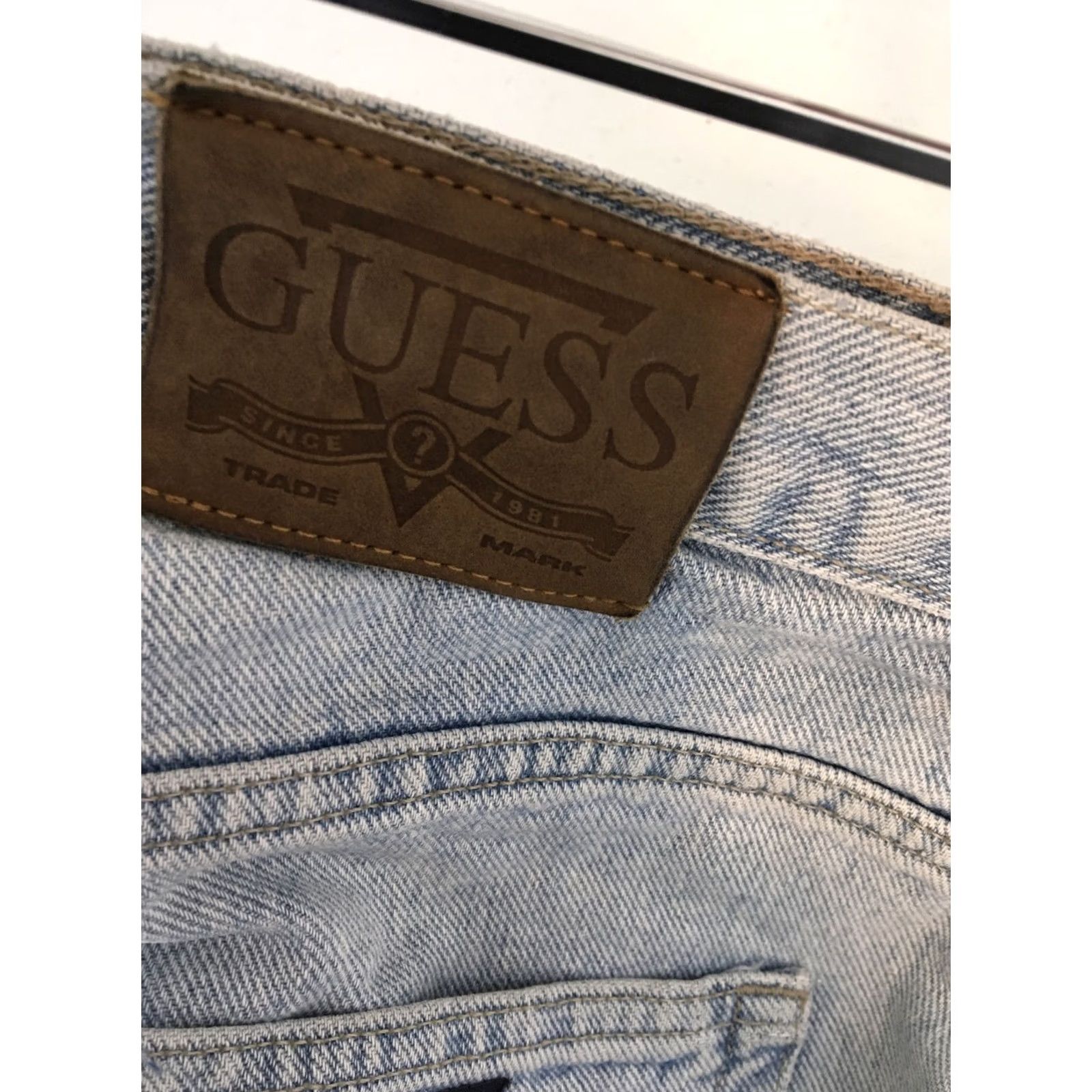 Guess VINTAGE GUESS Denim Triangle Shorts Baggy Mens 90s Blue 34 jeans workwear Cotton Cotton Denim Logo Button Zipper Front Flat Mid Rise 11in inseam Men Size US 34 / EU 50 - 5 Thumbnail