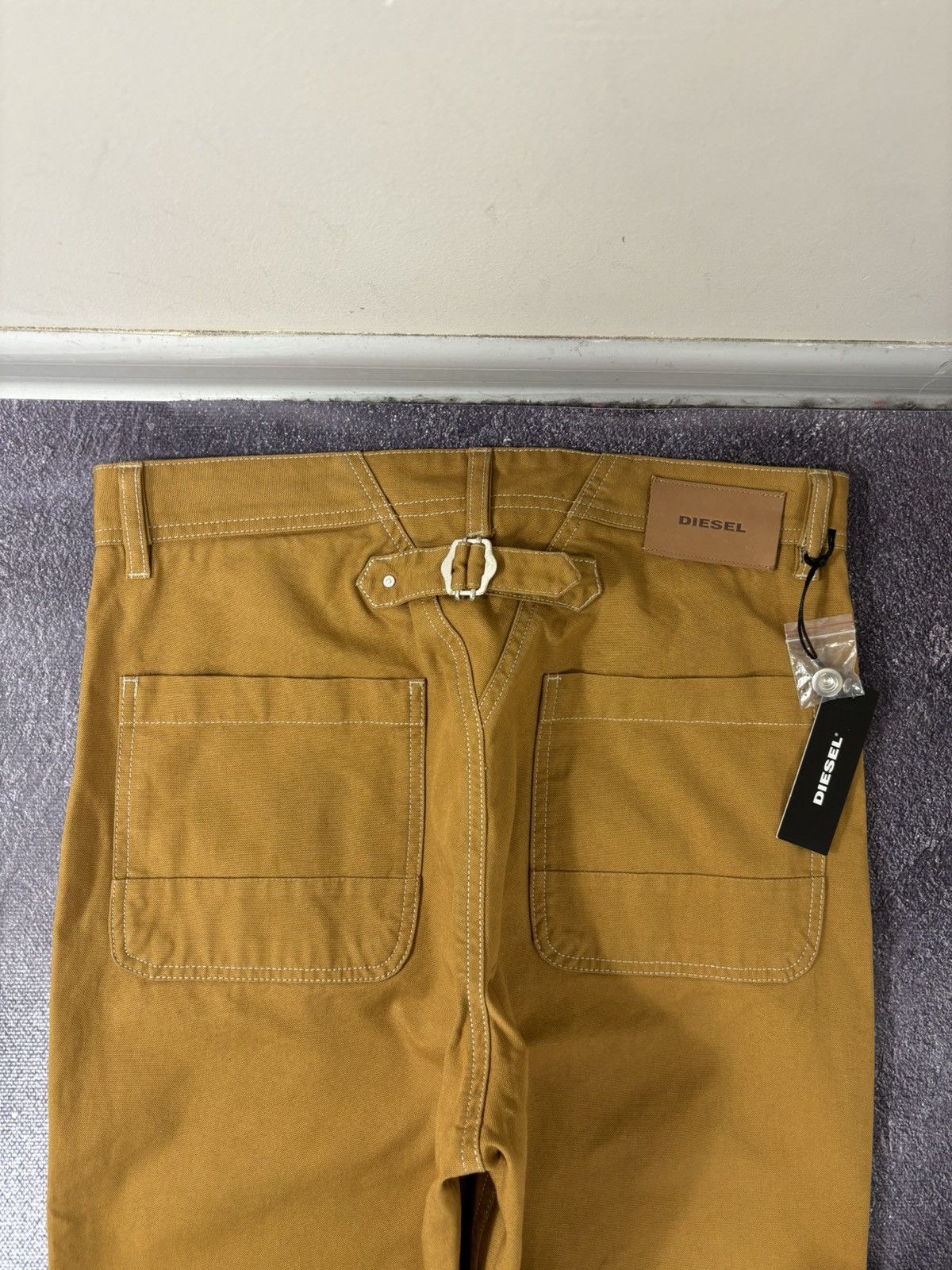 Diesel Diesel P-Frank NWT Buckle Back Men’s Mustard Dungaree Pants Size US 31 - 16 Thumbnail