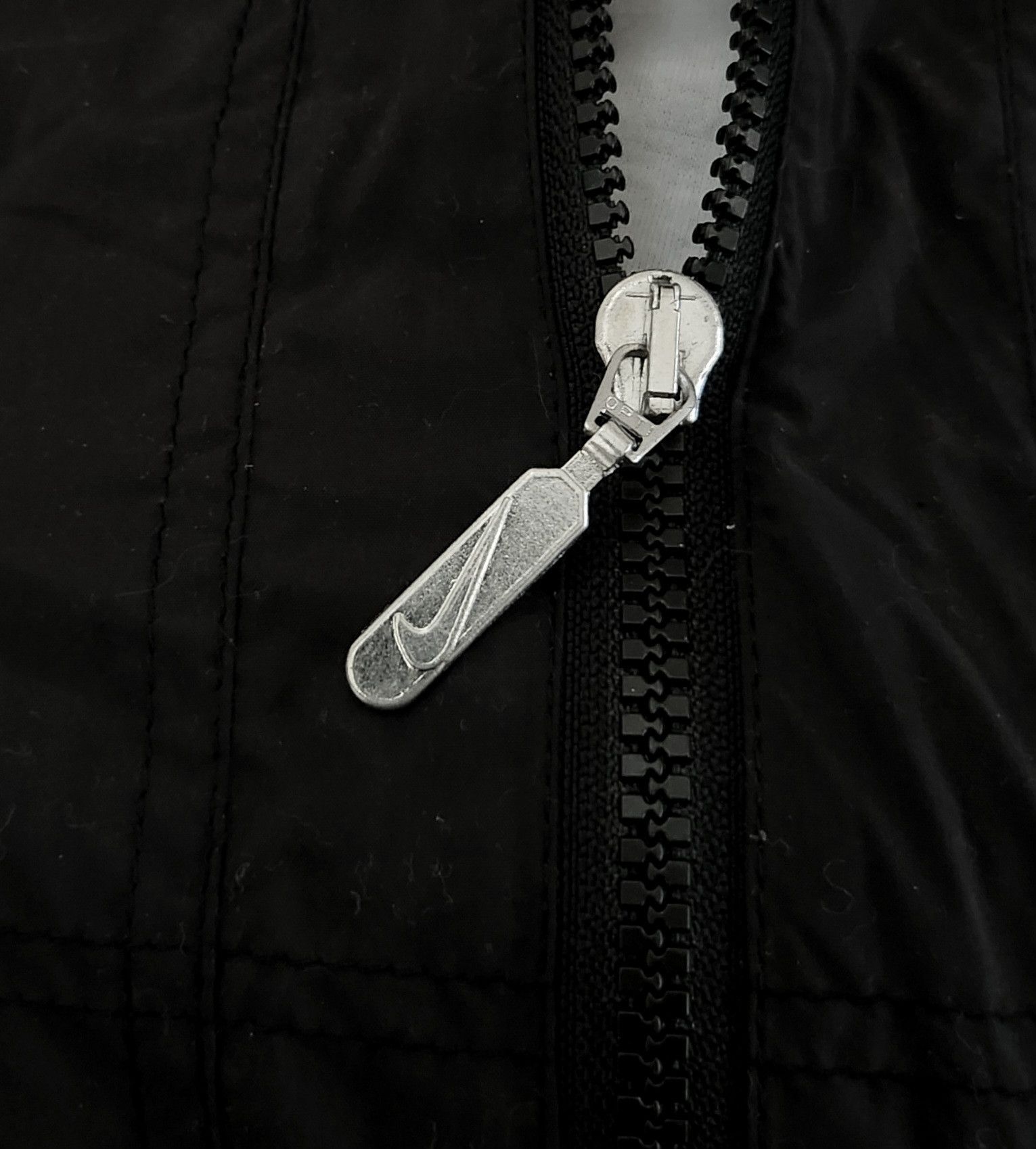 Nike × Vintage Nike Swoosh Vintage 90s Jacket Windbreaker Rare Men's Large Size US L / EU 52-54 / 3 - 9 Thumbnail