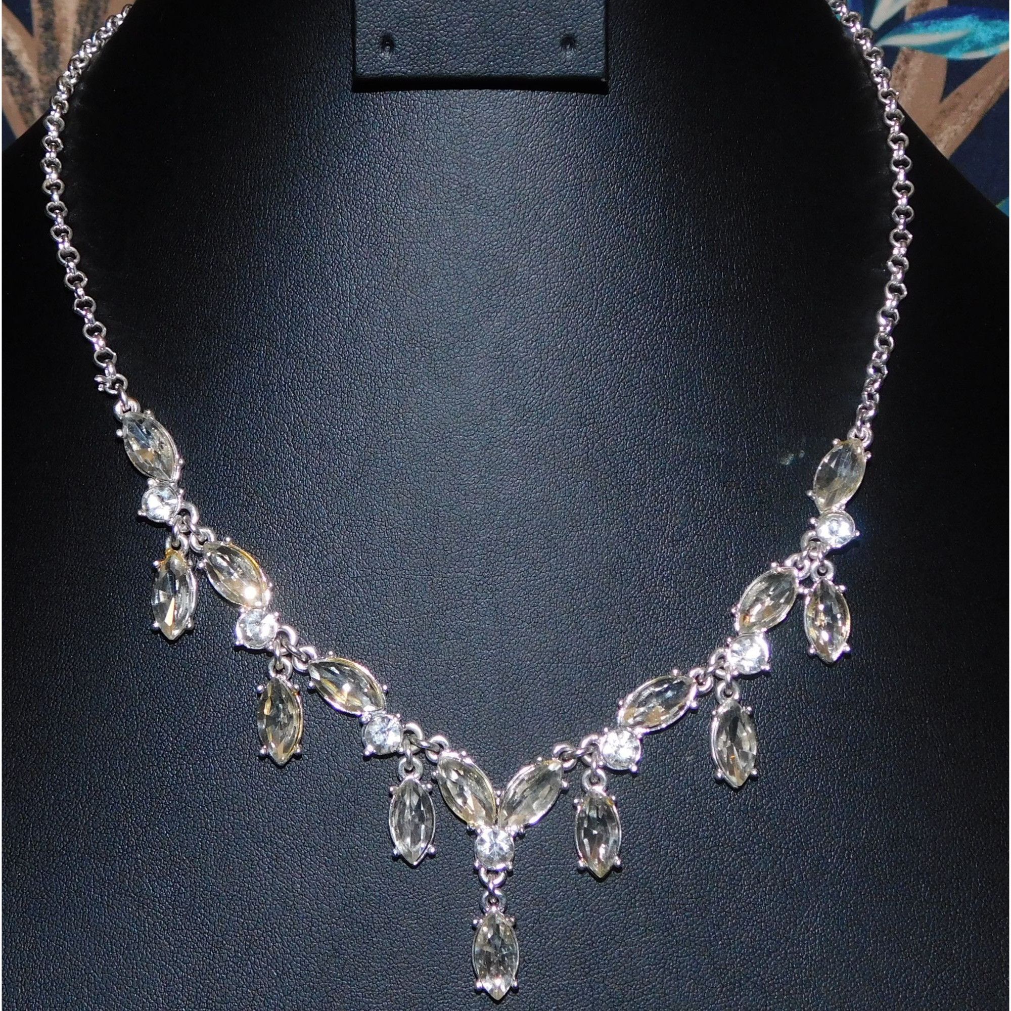 Other Elegant Glam Gemmed Bridal Silver Tone Necklace Size ONE SIZE - 1 Thumbnail