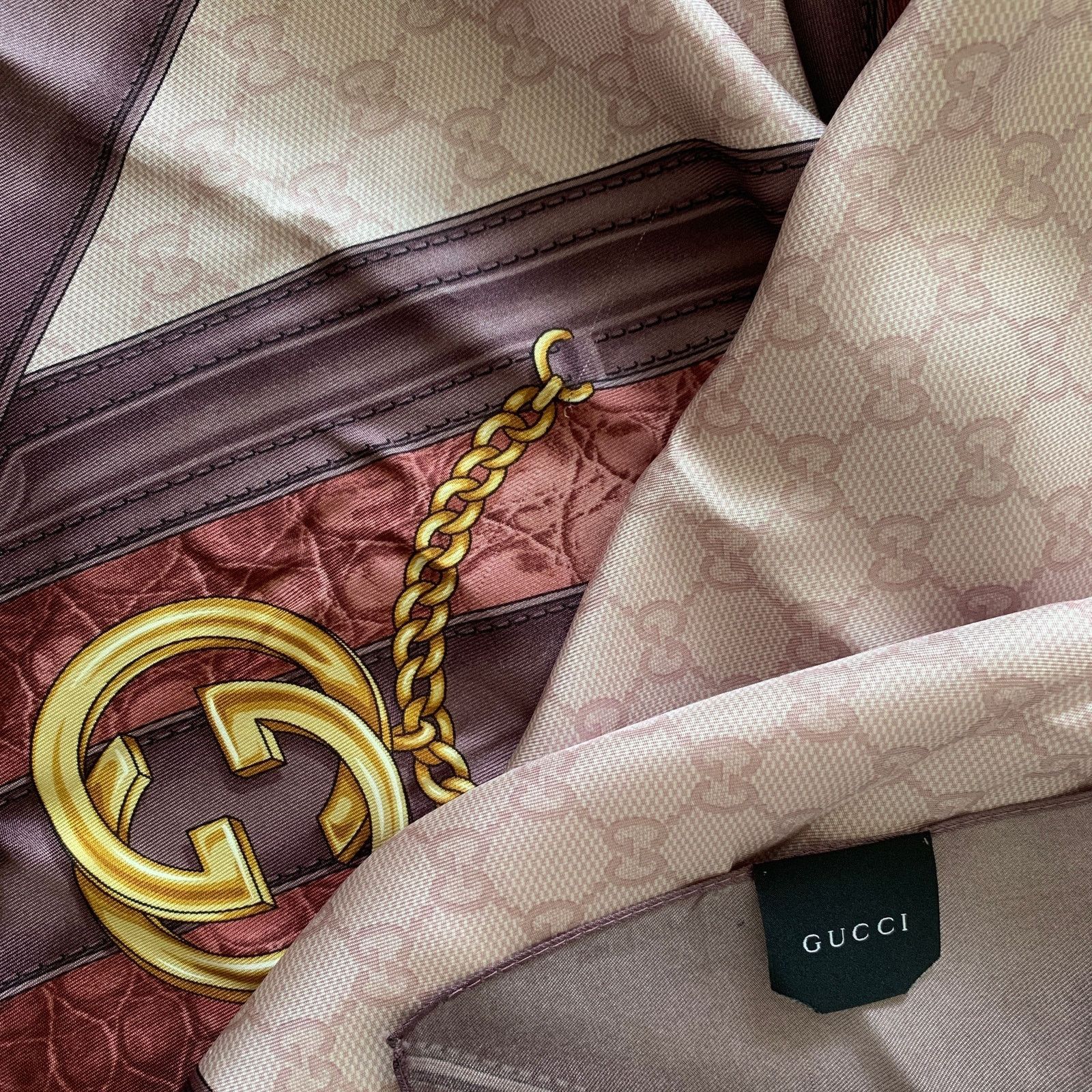 Gucci G1061 Gucci monogram large pure silk scarf with dust bag Size ONE SIZE - 3 Thumbnail
