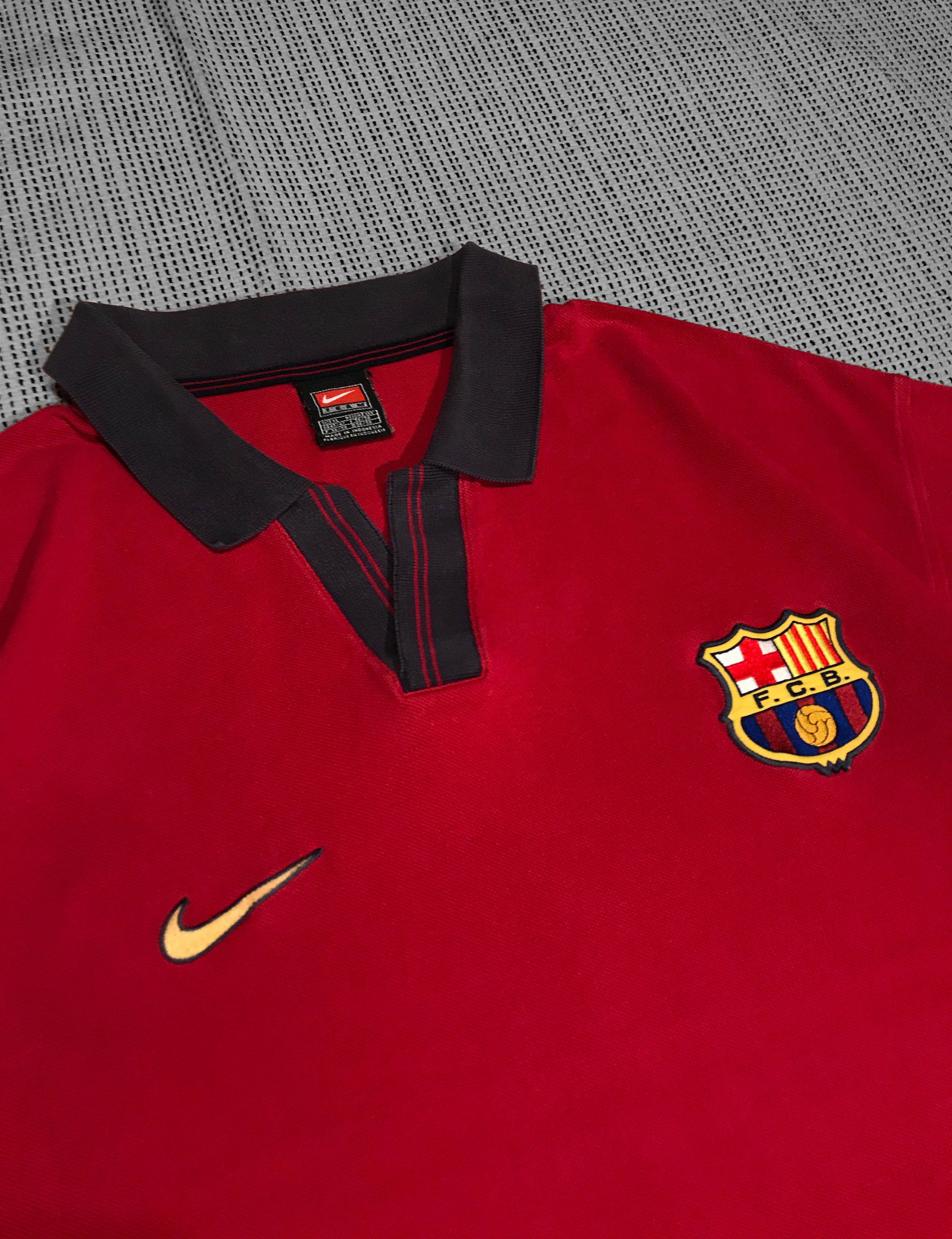 Nike Vintage Nike F.C Barcelona 98/99' T-shirt (XL) Size US XL / EU 56 / 4 - 3 Thumbnail