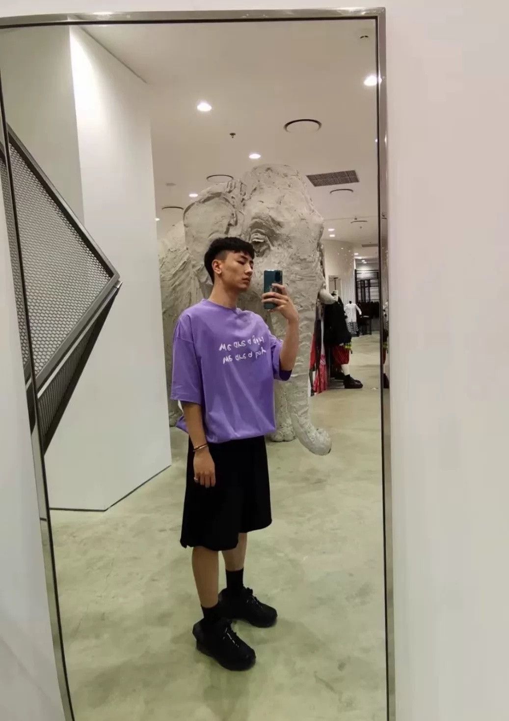 Vetements Vetements Back Slogan Smiley Short Sleeve Size US S / EU 44-46 / 1 - 5 Thumbnail