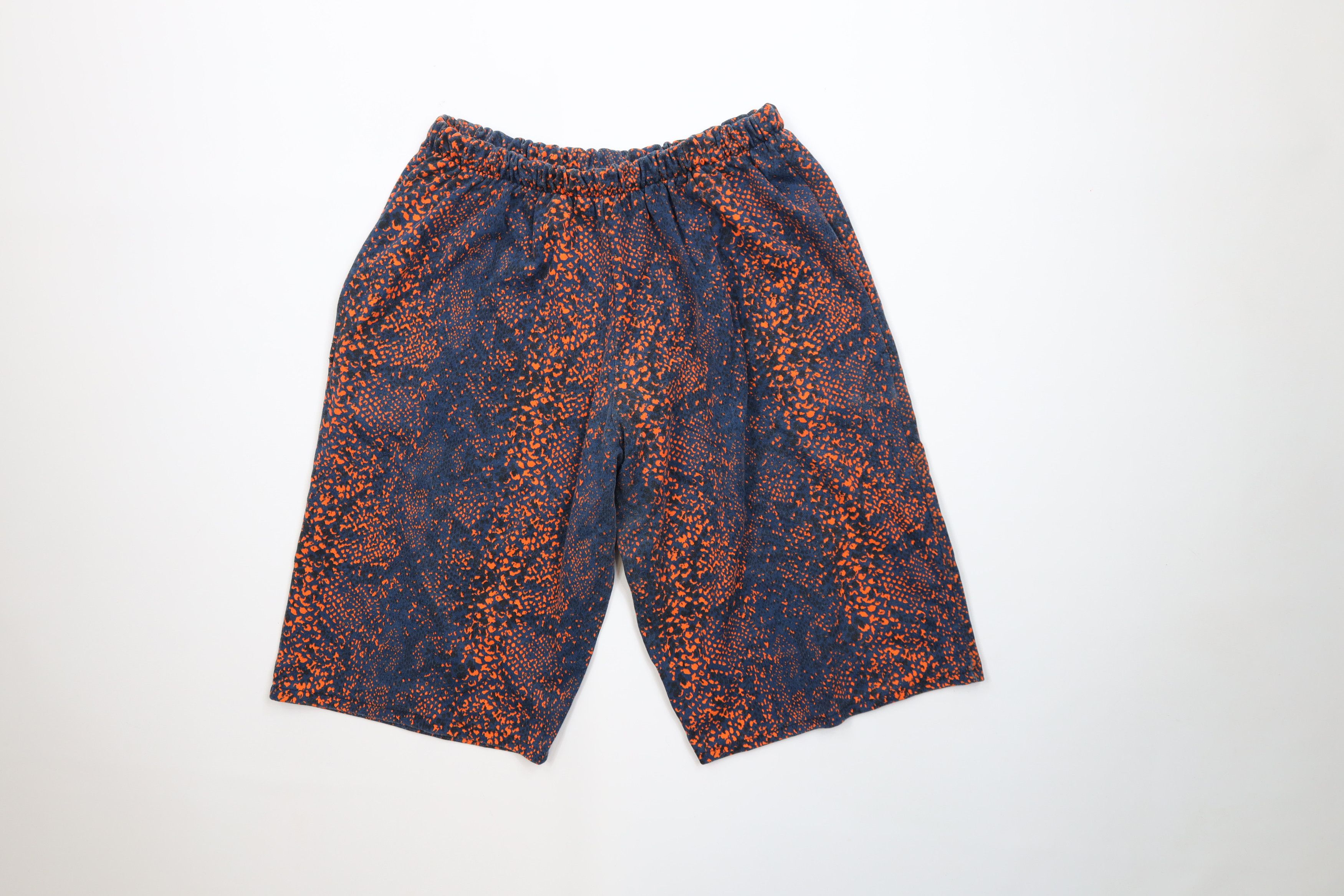 Vintage Vintage 90s Streetwear Abstract Sweatpants Shorts Cotton USA Size US 36 / EU 52 - 1 Thumbnail