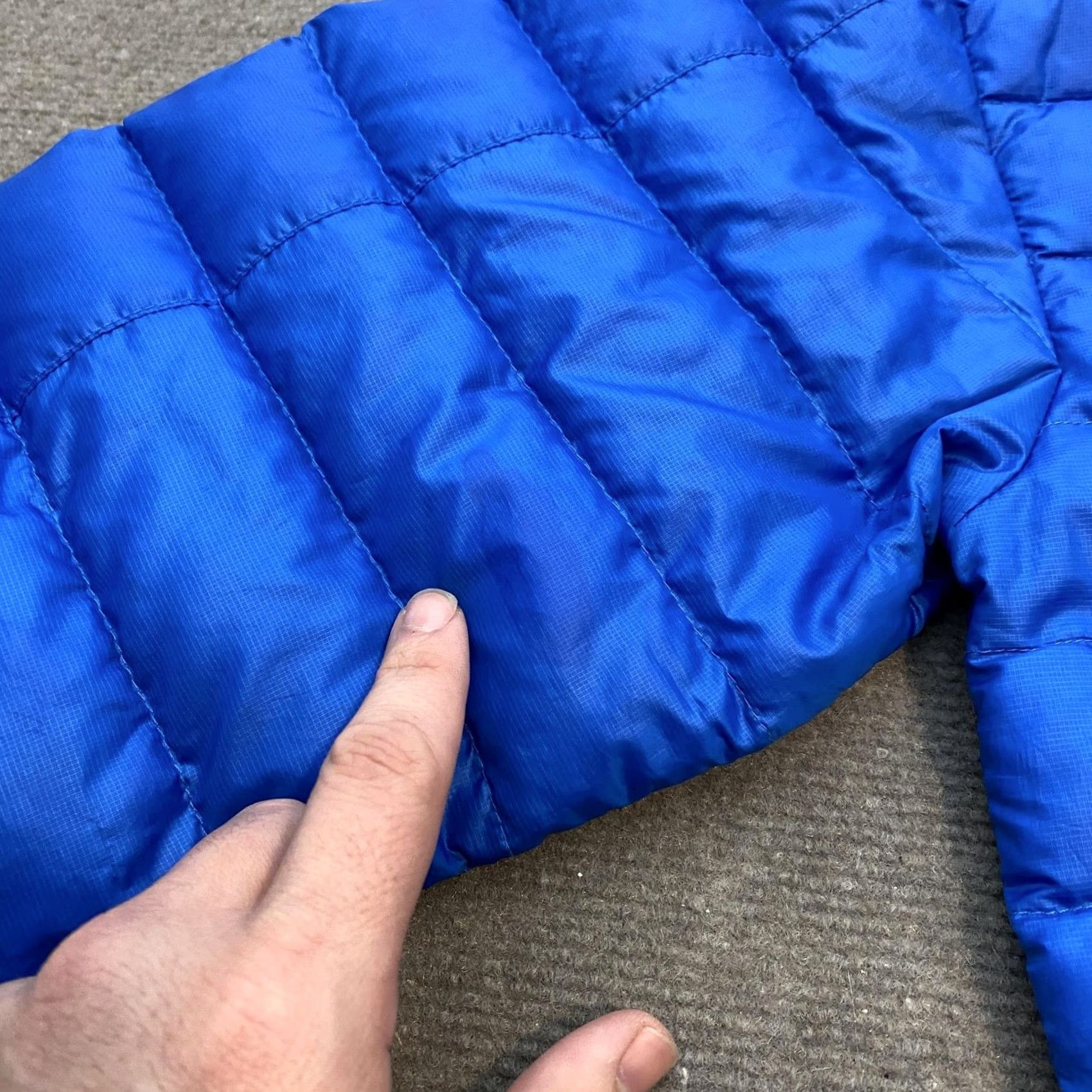 Marmot Marmot Jacket Mens Small Blue 700 Fill Down Puffer Full Zip Altered Sleeves Size US S / EU 44-46 / 1 - 4 Thumbnail