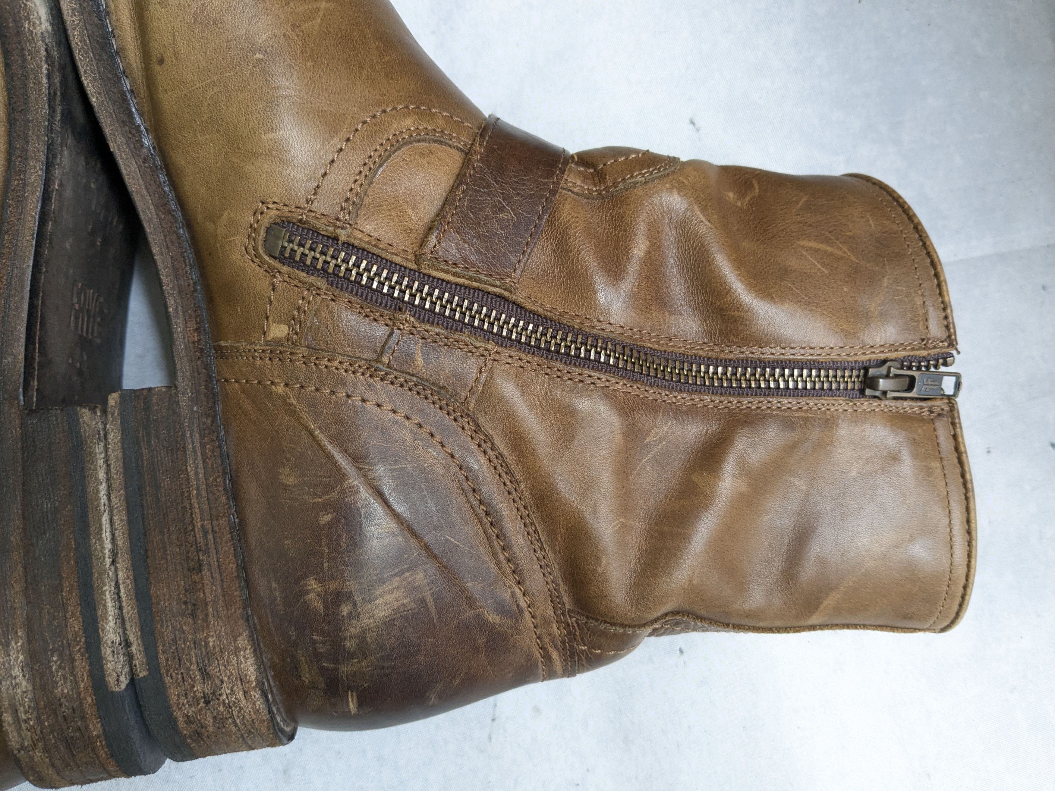 Frye Frye Engineer Boots 10 D Brown Leather Buckle Size US 10 / EU 43 - 9 Thumbnail