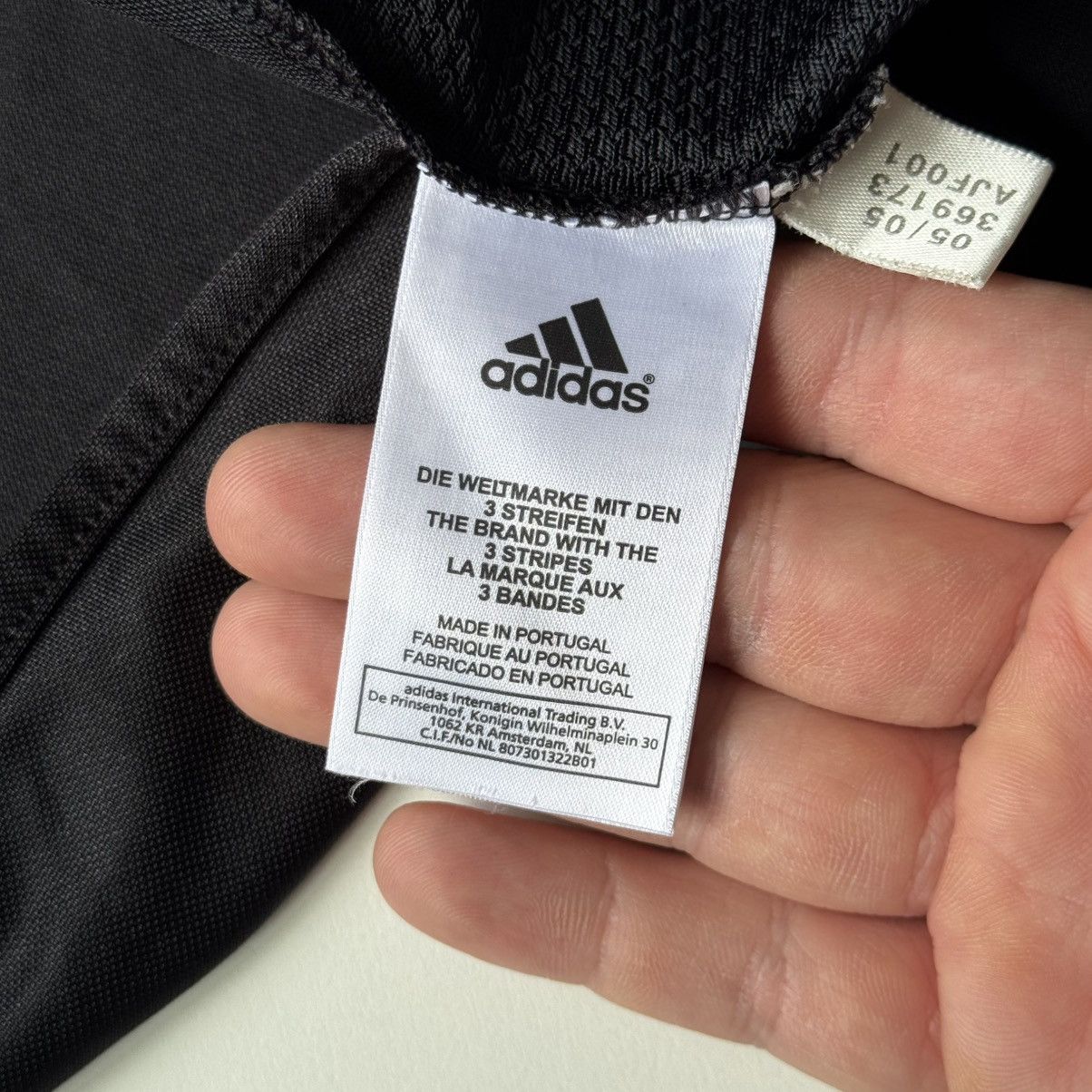 Adidas × Vintage Adidas Bayern Munich 2004/05 3rd Kit Champions League bloke Size US M / EU 48-50 / 2 - 9 Thumbnail