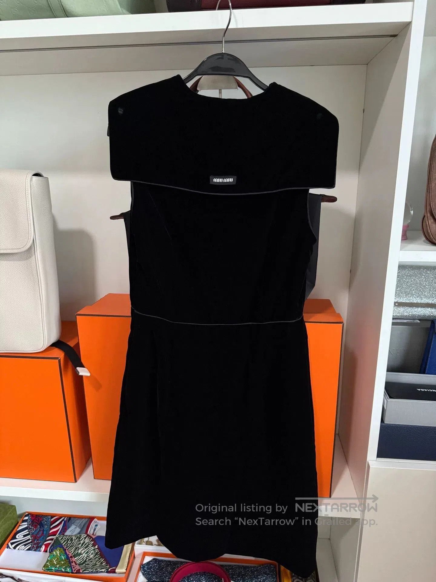 Miu Miu Miu Miu Black Velvet V-Neck Dress. Size S / US 4 / IT 40 - 4 Thumbnail