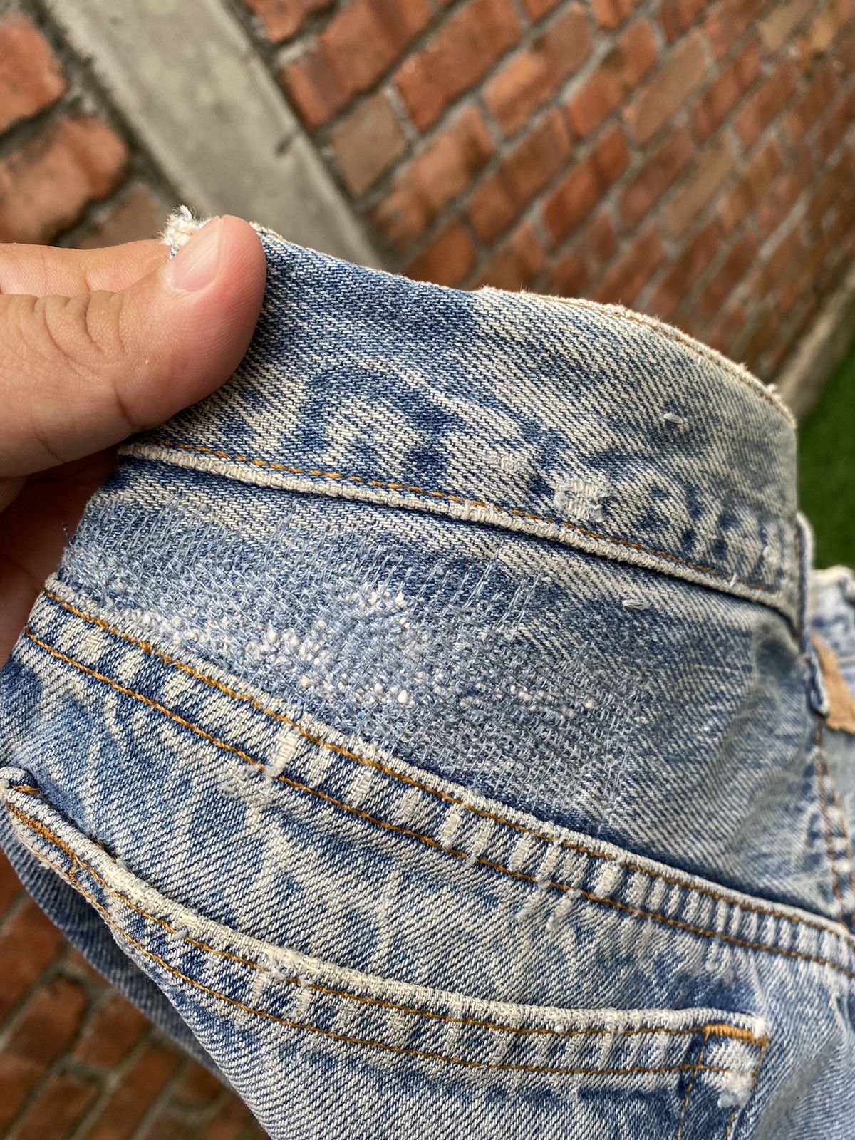 Levi's × Levi's Vintage Clothing × Vintage W29x28.5 vintage levi's 501 distressed made in USA Size US 29 - 7 Thumbnail