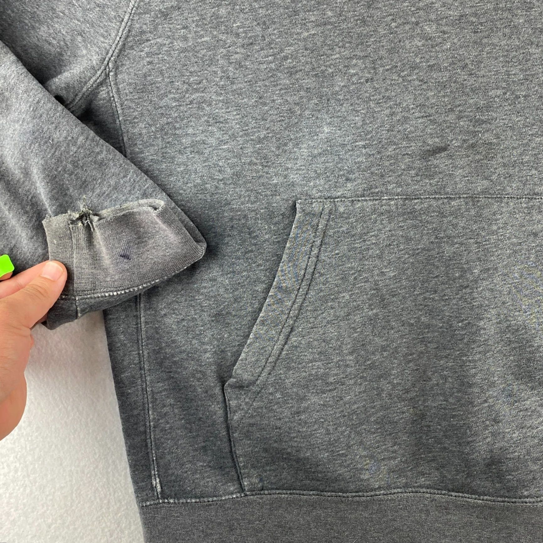 Nike Nike Hoodie Mens XL Gray Pullover Long Sleeve Embroidered Logo Fleece Size US XL / EU 56 / 4 - 4 Thumbnail