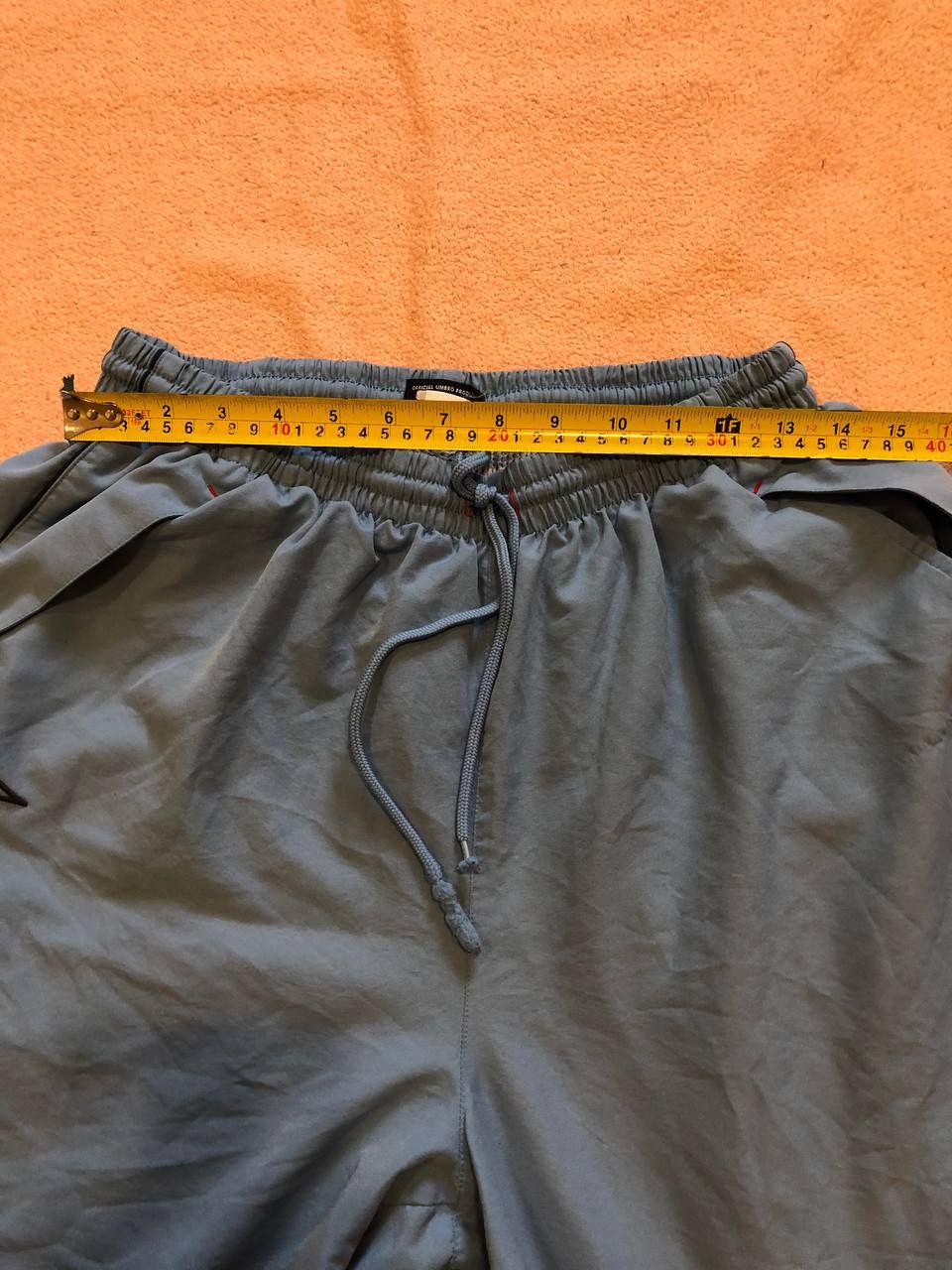 Umbro Vintage 90s Umbro shorts streetwear logo Size US 36 / EU 52 - 10 Thumbnail