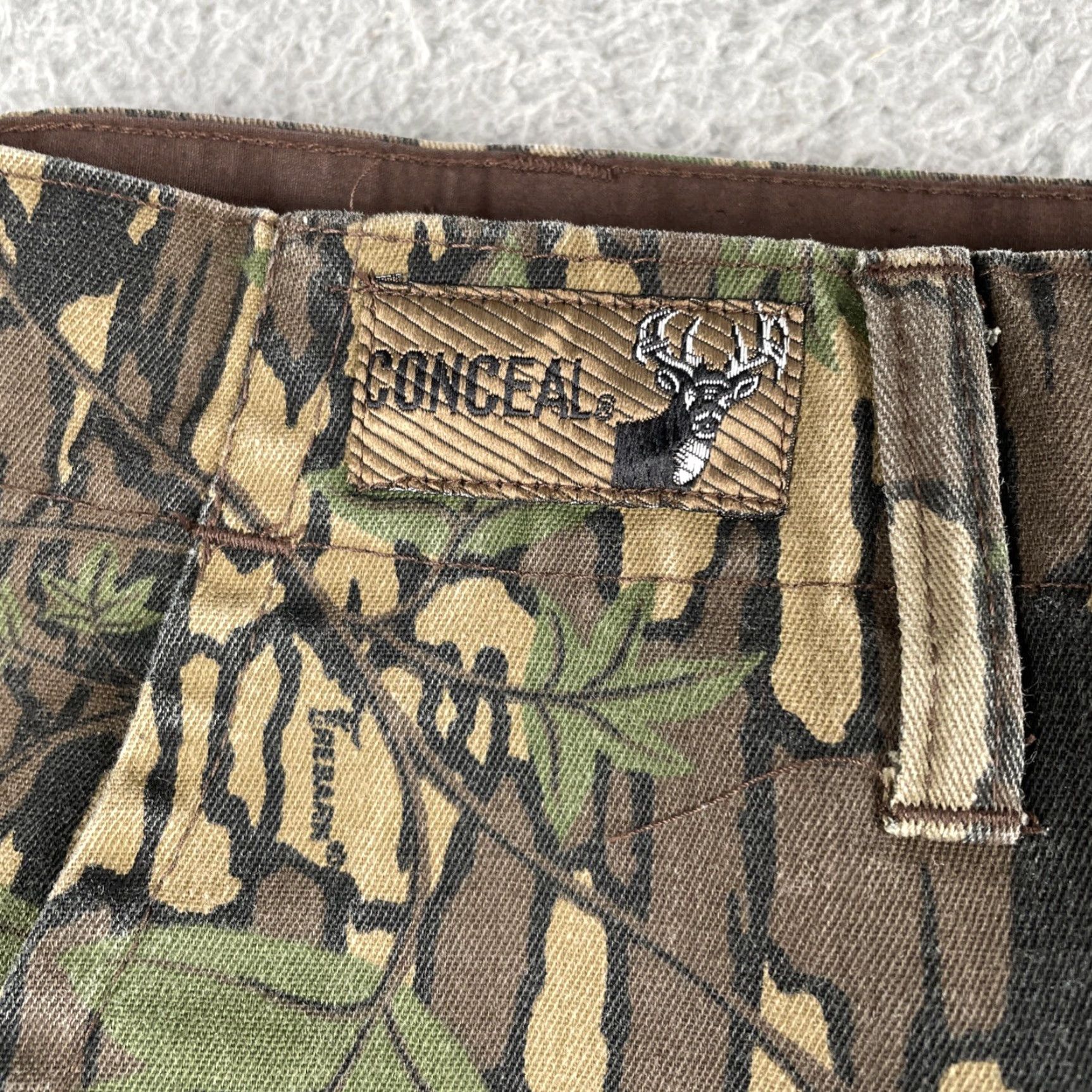 Vintage Winchester Camouflage Cargo Pants Trebark Mens 38 Brown Green EUC Cargo Pants Camouflage Trebark Pattern Size US 38 / EU 54 - 4 Thumbnail