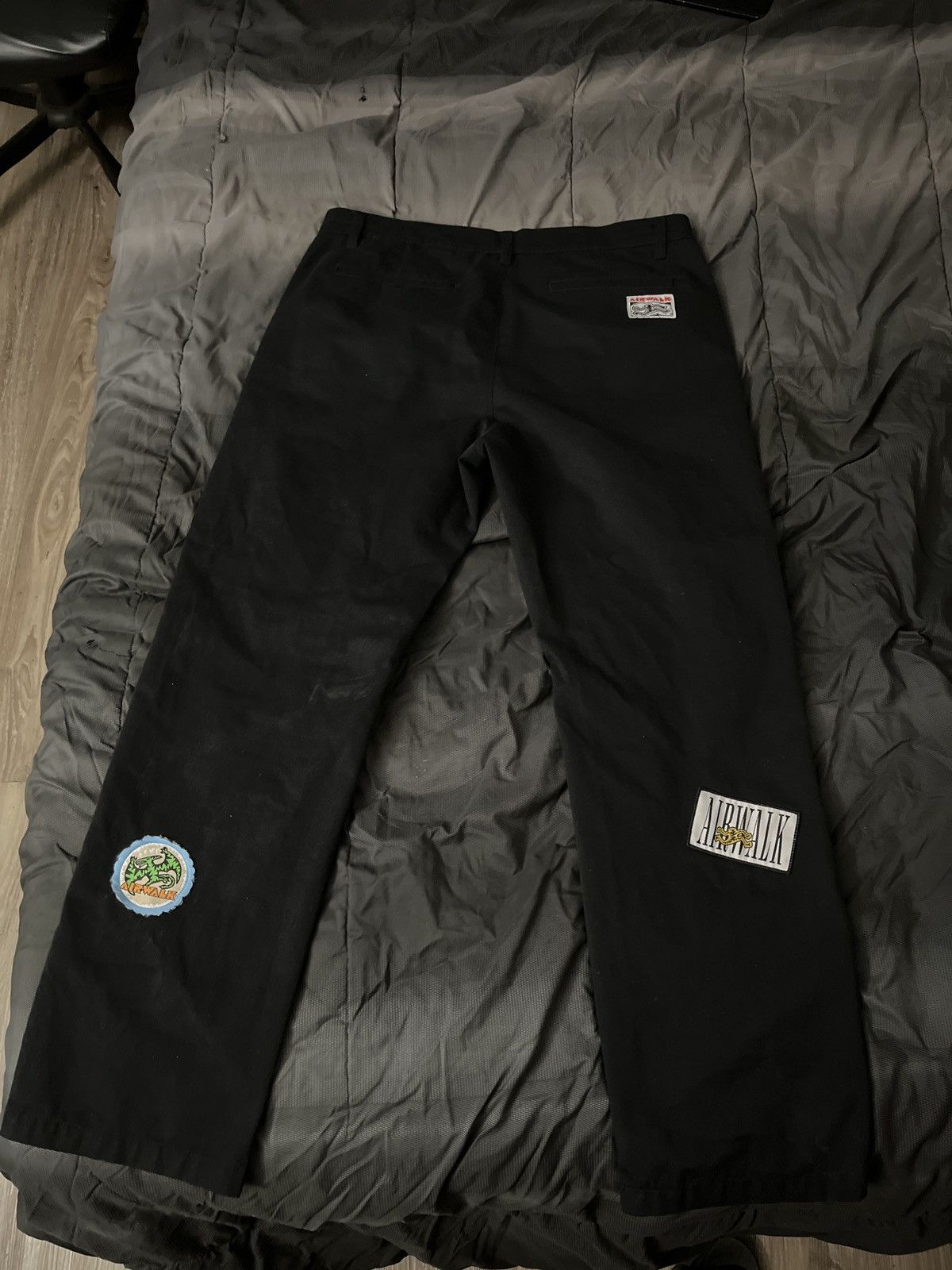 Airwalk × Forever 21 AIRWALK “STICKER PATCHED” JEANS 😎 Size US 34 / EU 50 - 2 Thumbnail