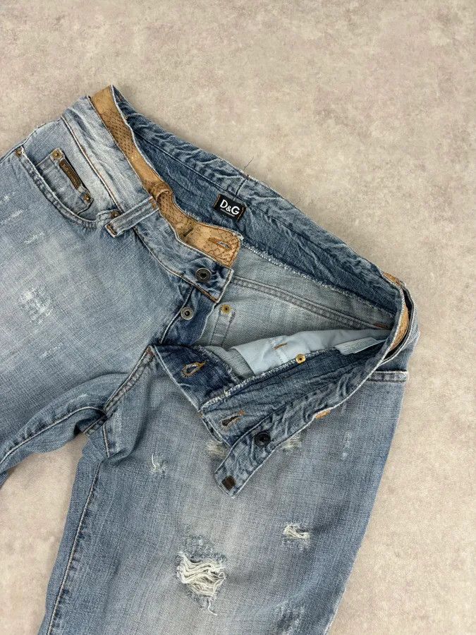 Dolce & Gabbana SS2006 Dolce & Gabbana Python Waist Distressed Denim Jeans Size US 33 - 10 Thumbnail
