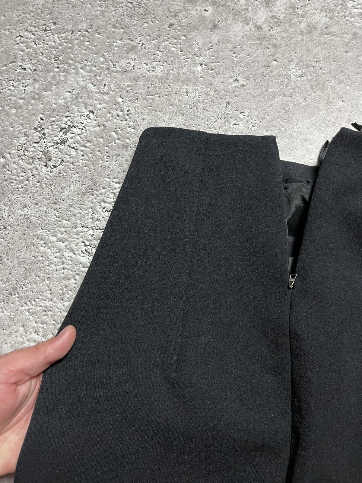 Prada × Vintage Prada Black Wool Blend Pencil Skirt Made in Italy Size 44 Size 30" / US 8 / IT 44 - 14 Thumbnail