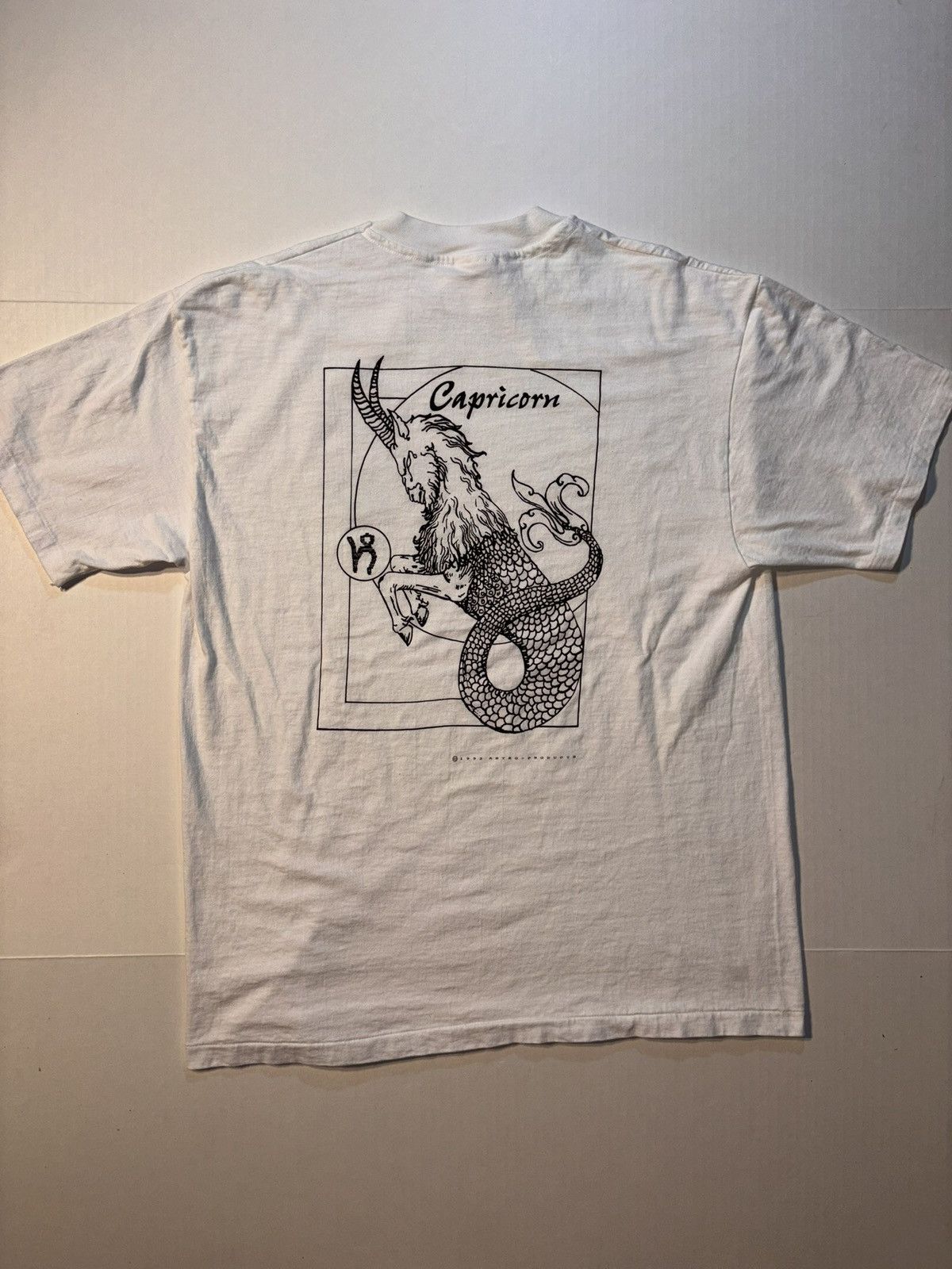 Hanes Vtg Hanes Beefy Capricorn Zodiac Astrology 90’s USA T-shirt Size US L / EU 52-54 / 3 - 1 Thumbnail