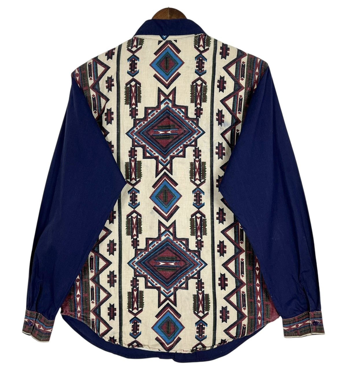 Vintage Vintage Aztec Navajo Western Button Up Shirt Size US M / EU 48-50 / 2 - 2 Thumbnail