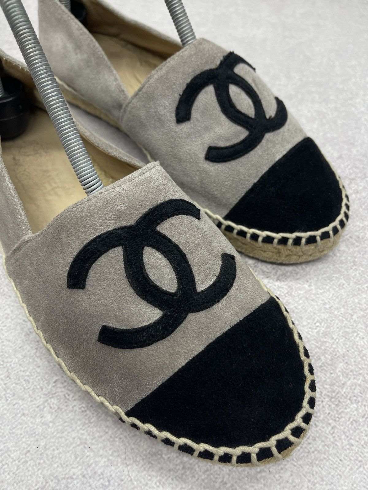 Chanel Women Chanel Espadrilles Shoes Gray/Black Made in Spain Size US 9 / IT 39 - 4 Thumbnail