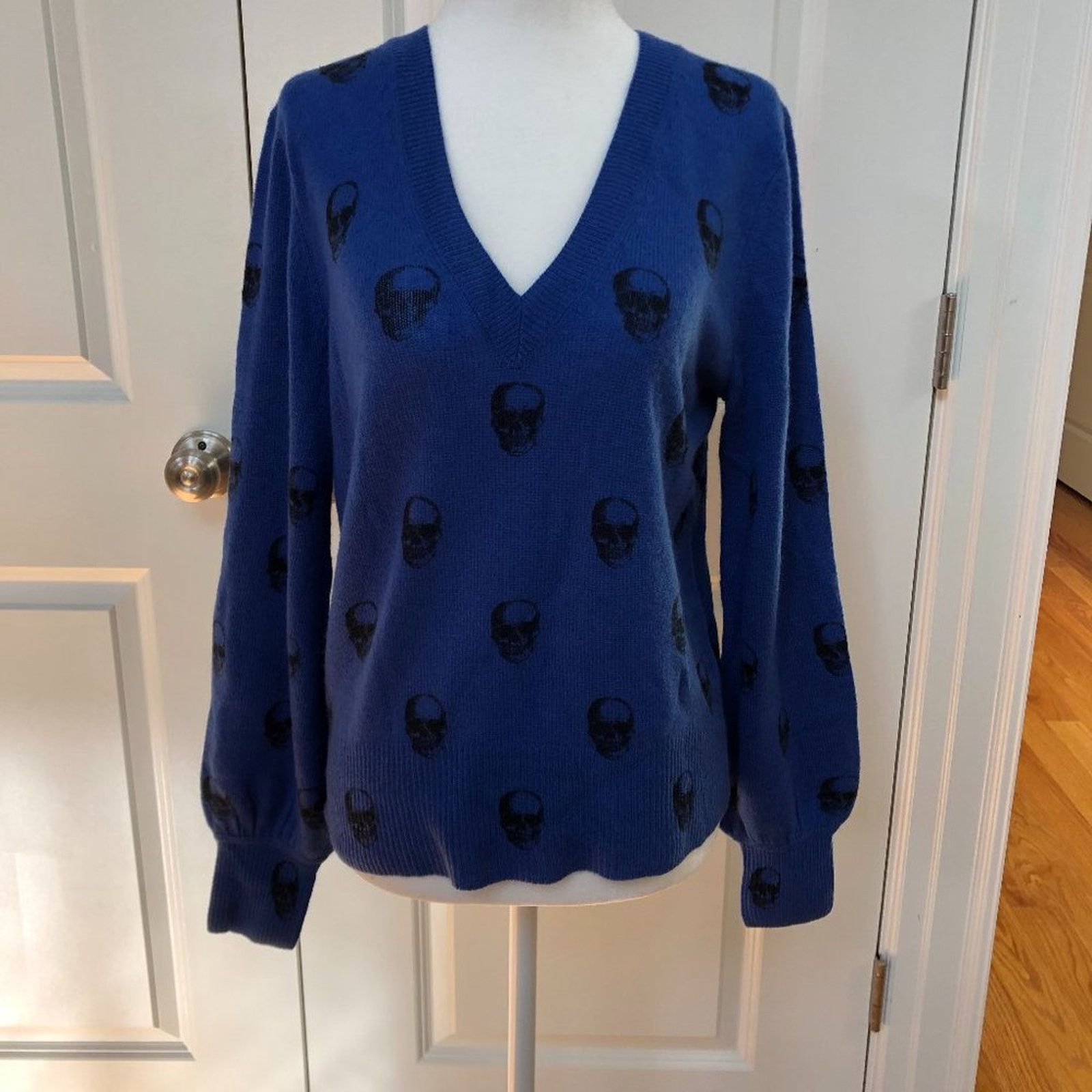 360Cashmere 360 Cashmere Skull Print Cashmere Sweater Size XS / US 0-2 / IT 36-38 - 1 Thumbnail