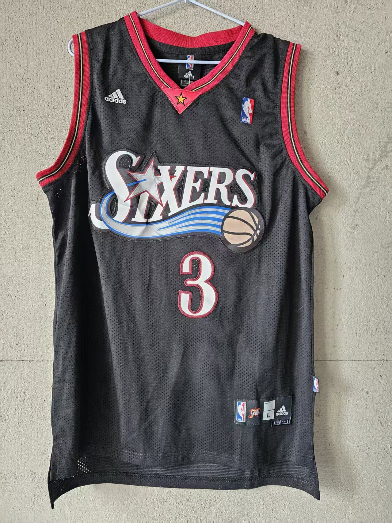 NBA Philadelphia 76ers #3 Allen Iverson Jersey Home Size US L / EU 52-54 / 3 - 1 Thumbnail