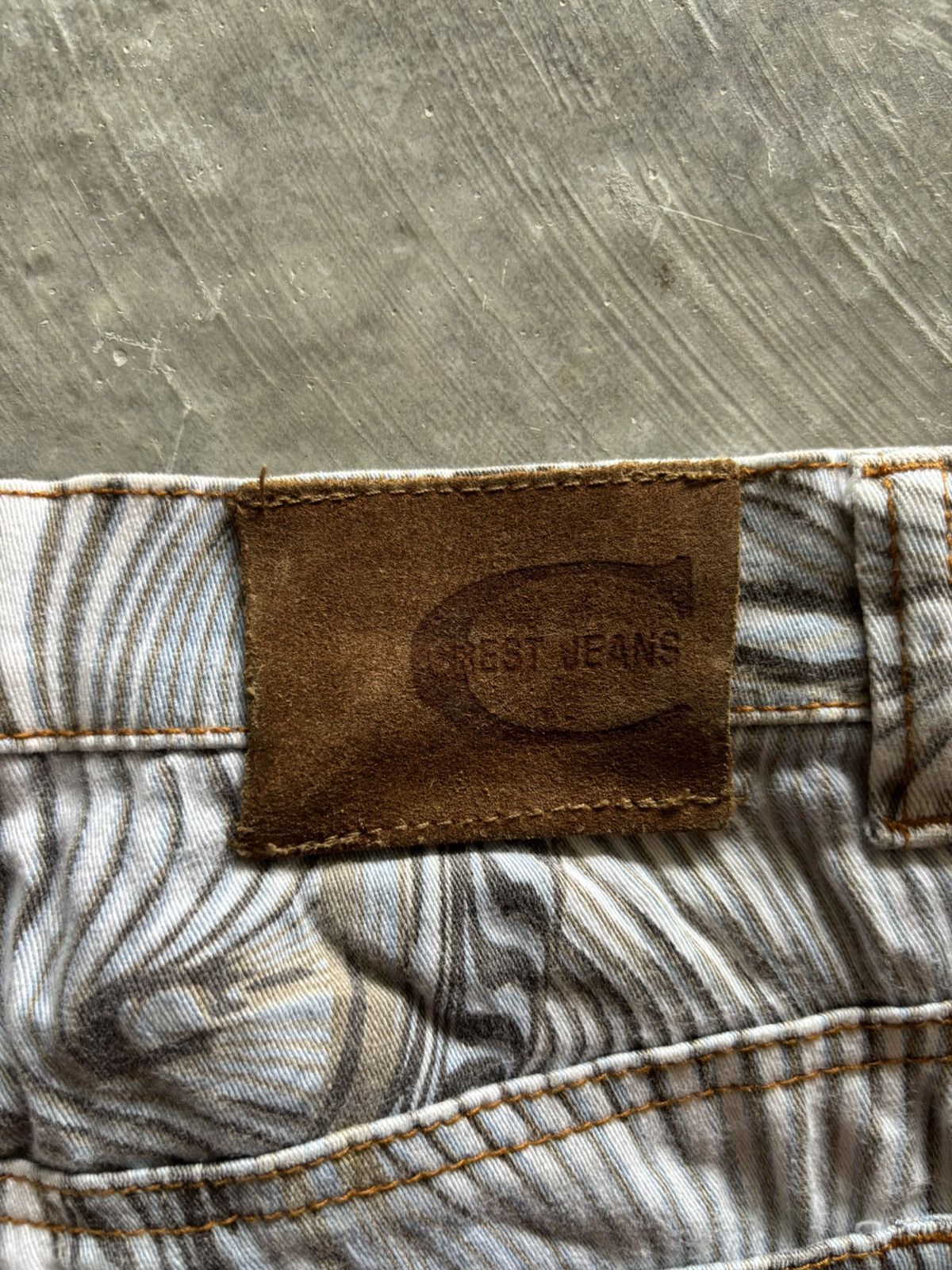 Other flared crest jeans zebra illusion art cavalli inspired Size US 28 / EU 44 - 12 Thumbnail