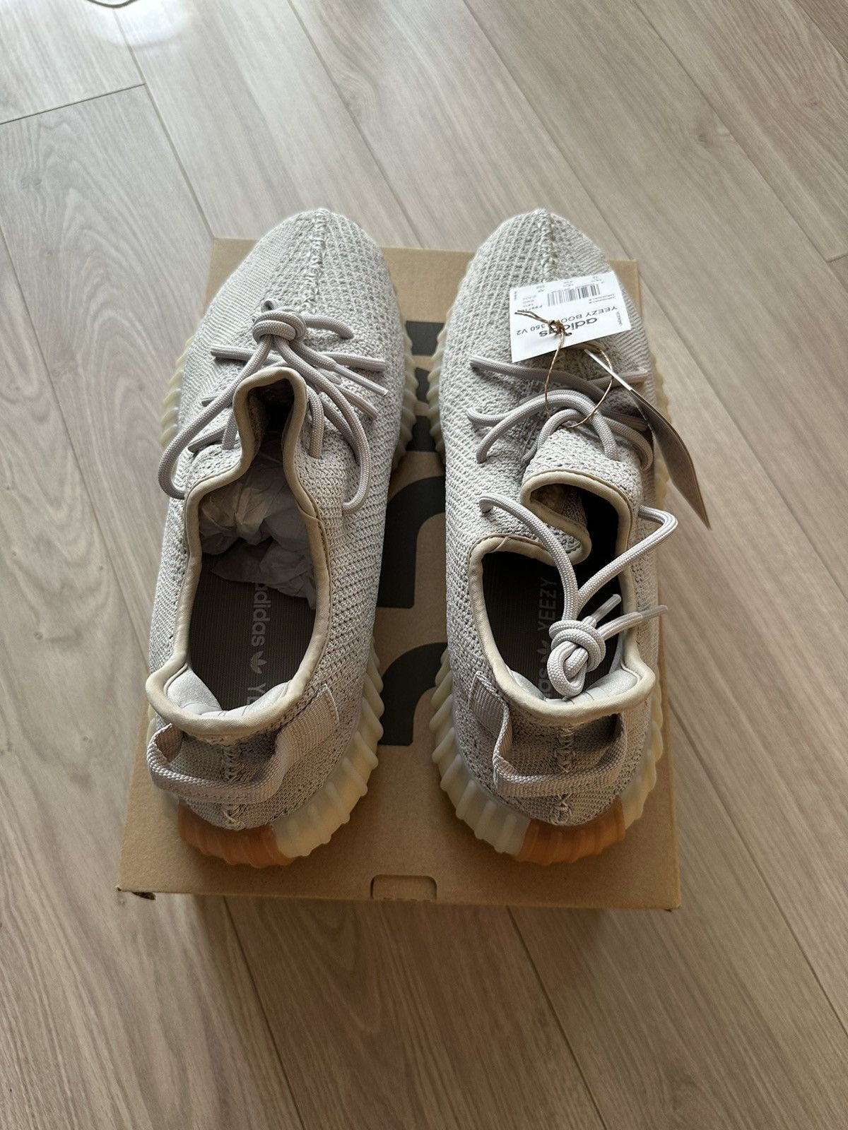 YEEZY BOOST 350 V2 Sesame