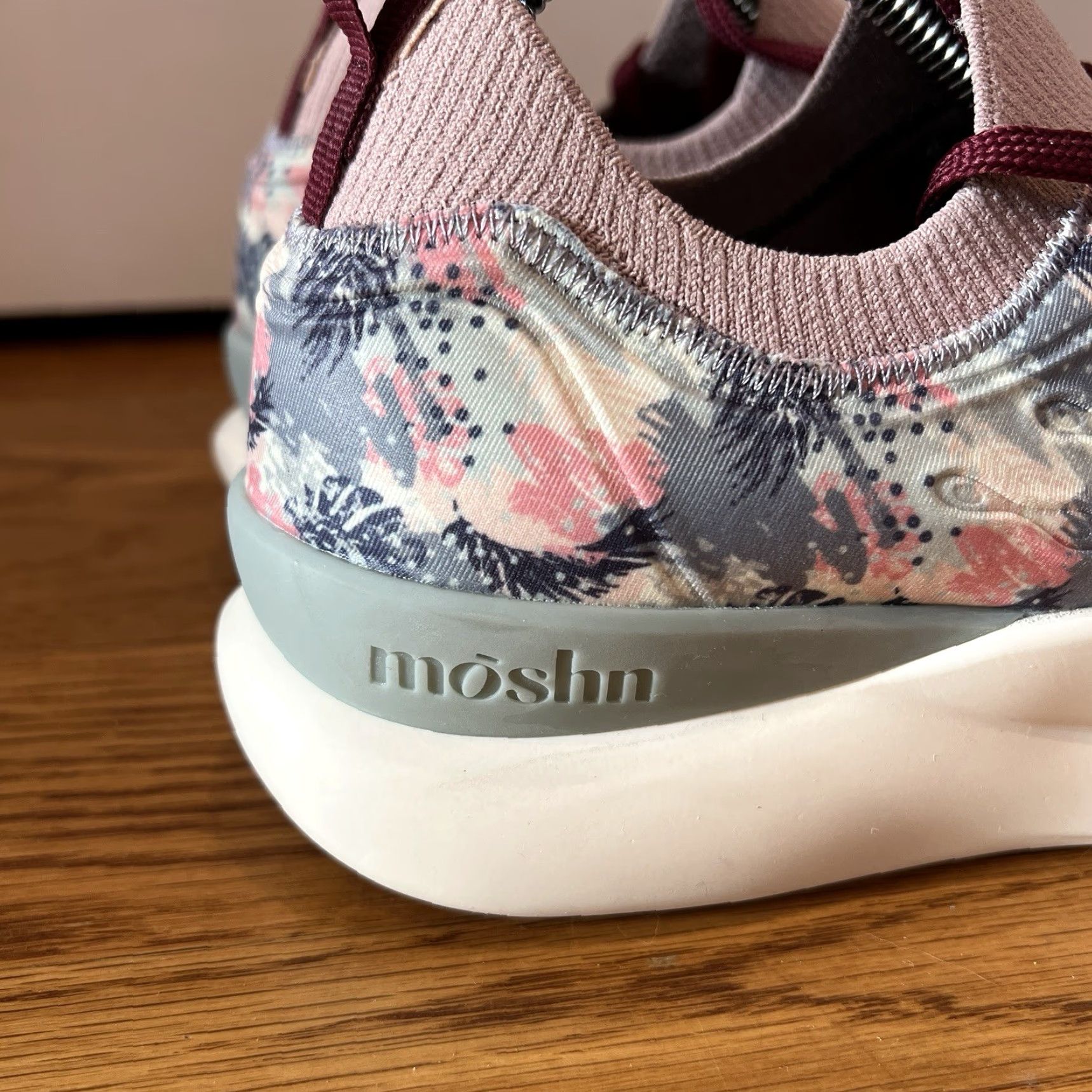 Vintage Moshn Pulse Sneakers Women Size 8 M Pink Floral Walking Casual Shoes Womens Size US 8 / IT 38 - 2 Thumbnail