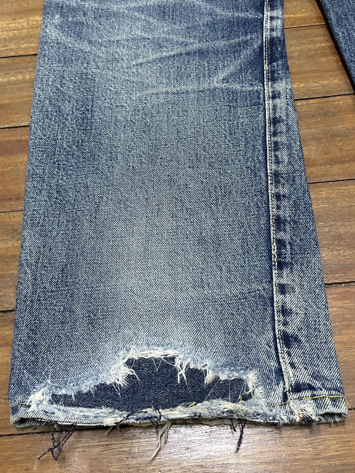 Levi's Very Rare Vintage Levis 501XX Big E Selvedge Jeans 1990s Size US 34 / EU 50 - 7 Thumbnail