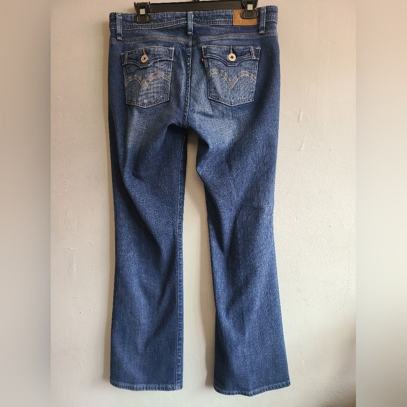 Levi's Women's size 10 Levi's dark wash 526 curvy boot cut jeans Size 32" / US 10 / IT 46 - 7 Thumbnail