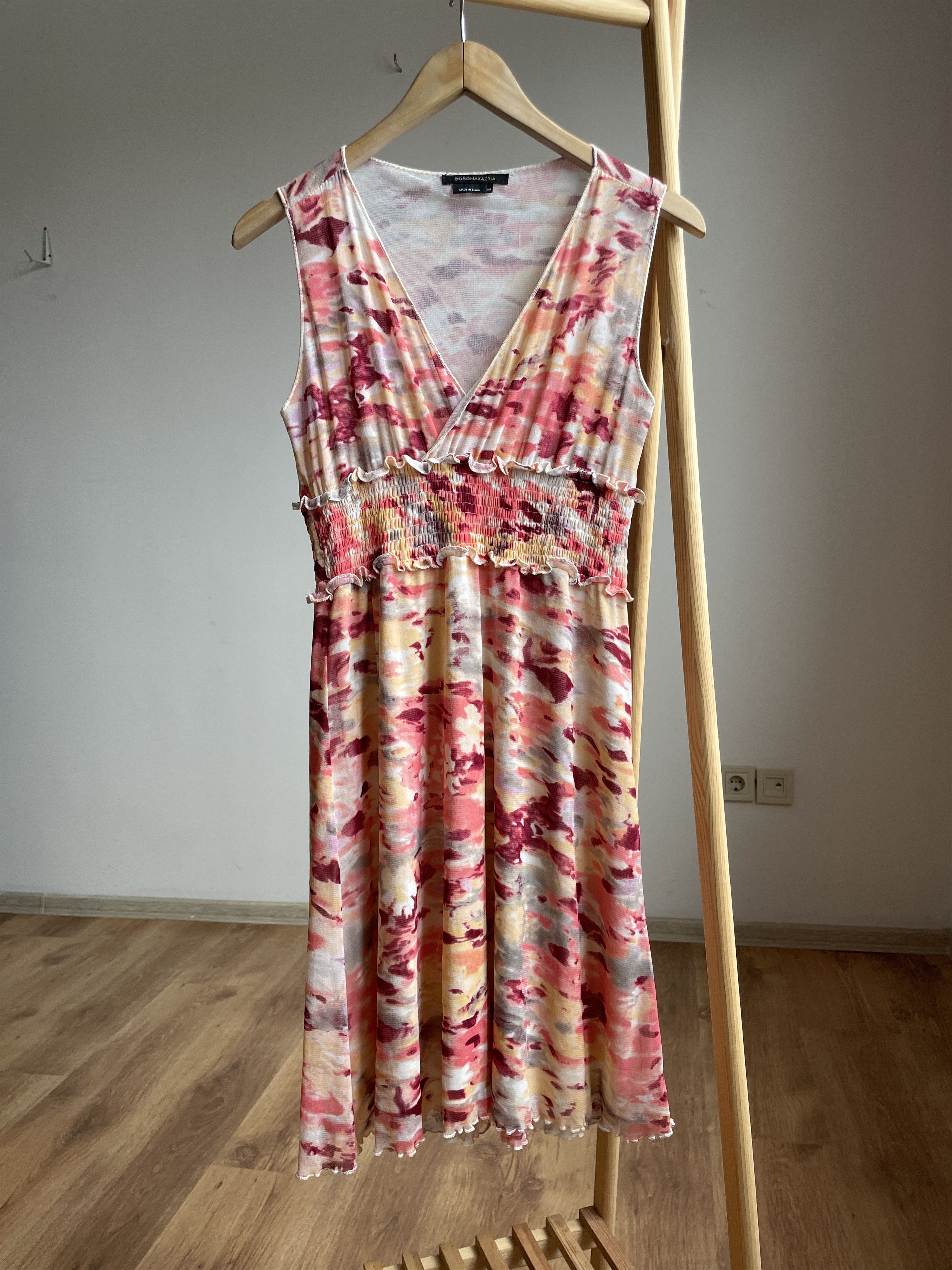 Bcbgmaxazria BCBG Max Azria Floral Tank Nylon Midi Decollete Dress Size XS / US 0-2 / IT 36-38 - 1 Thumbnail
