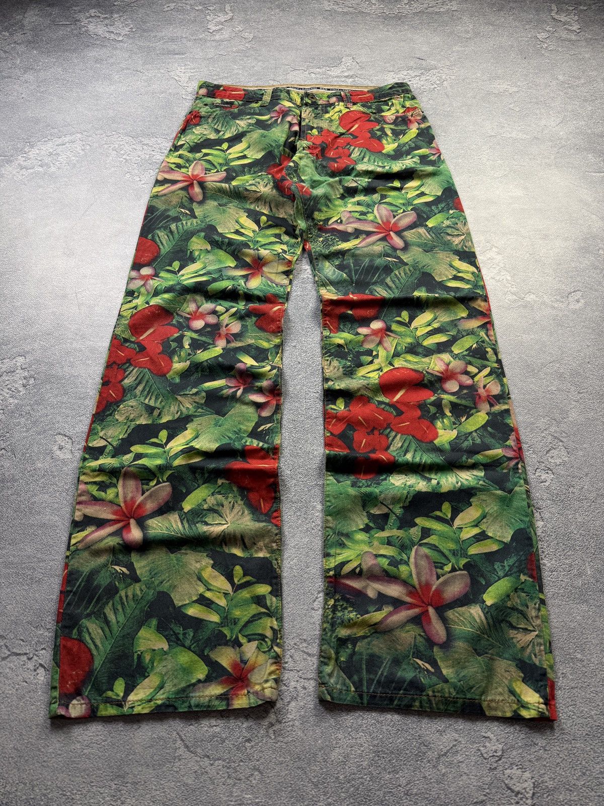 Dolce & Gabbana Dolce and Gabbana - SS ‘03- Full Print Floral Pants Size US 33 - 1 Thumbnail