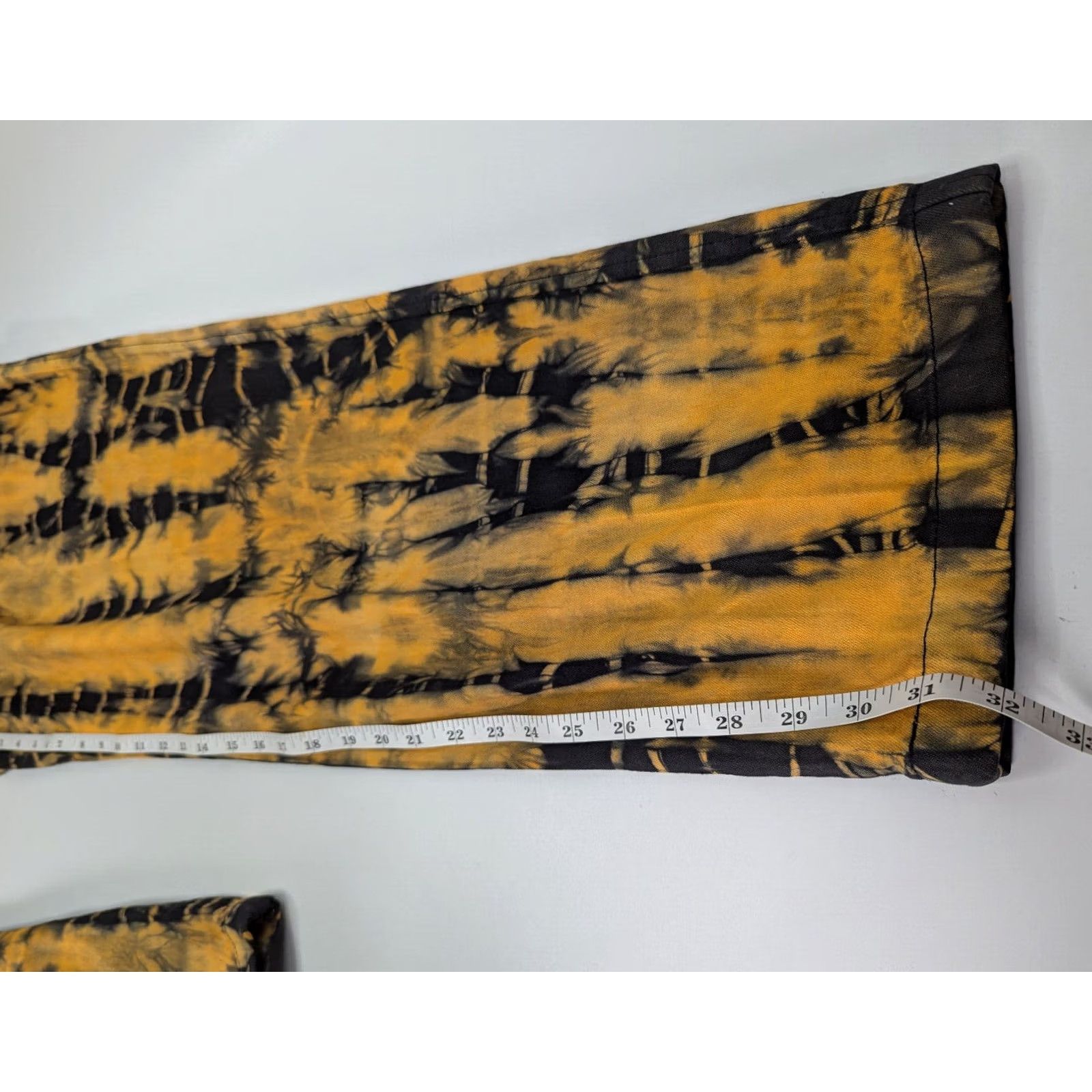Faded Glory VINTAGE Faded Glory Pants Khaki Tie Dye Rust Chino 38x32 Loose Skater Grunge Y2K Mens Cargo 90s Streetwear Baggy Yellow 100% Cotton (Mexico) Size US 38 / EU 54 - 6 Thumbnail