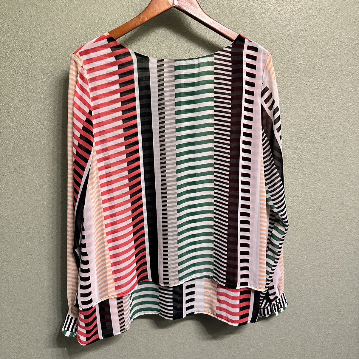 Worthington 90’s style Worthington Green, coral, black striped blouse Size XL / US 12-14 / IT 48-50 - 2 Thumbnail