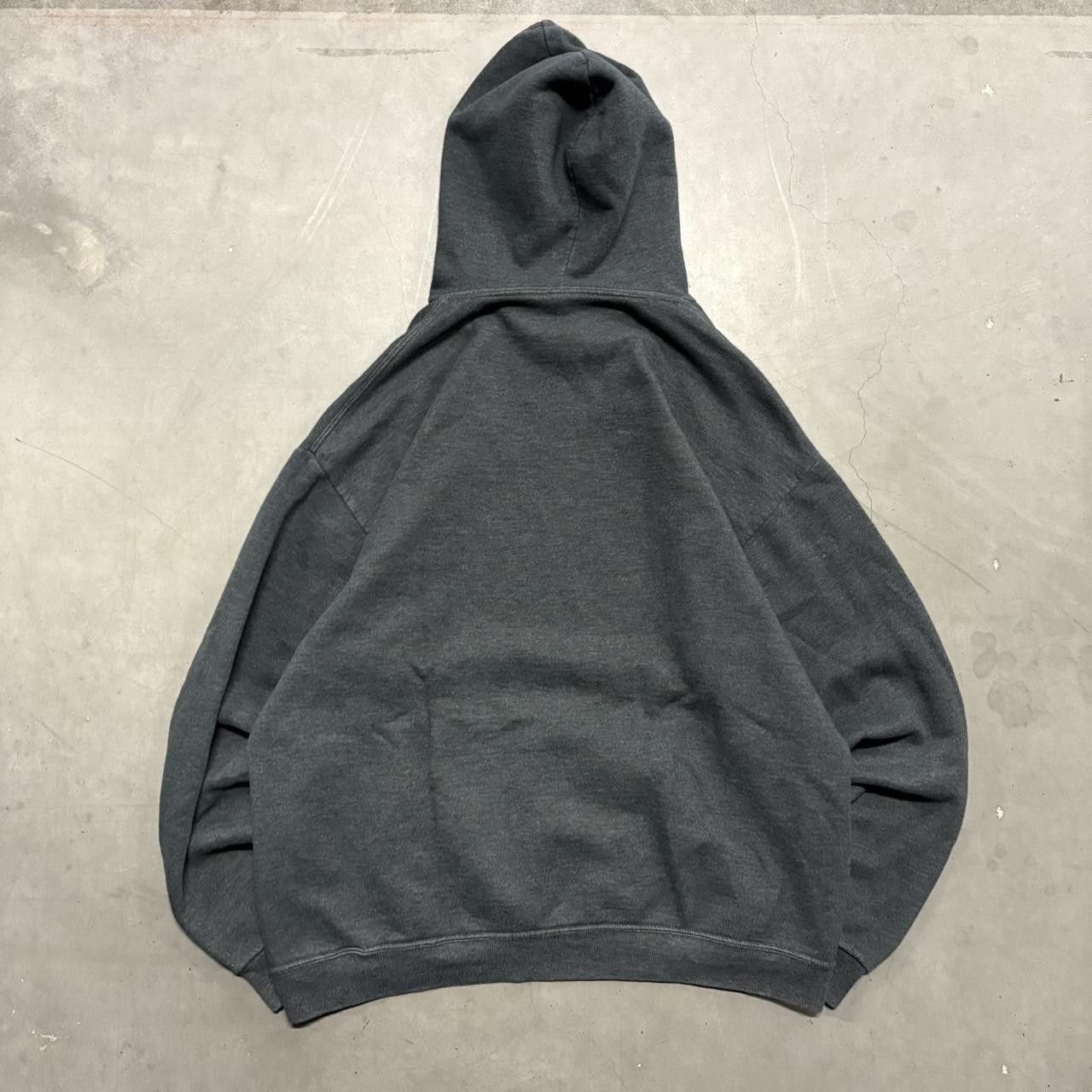 Vintage Crazy Vintage Y2K/2000s Blank Dark Grey Minimalistic Hoodie! Size US L / EU 52-54 / 3 - 2 Thumbnail