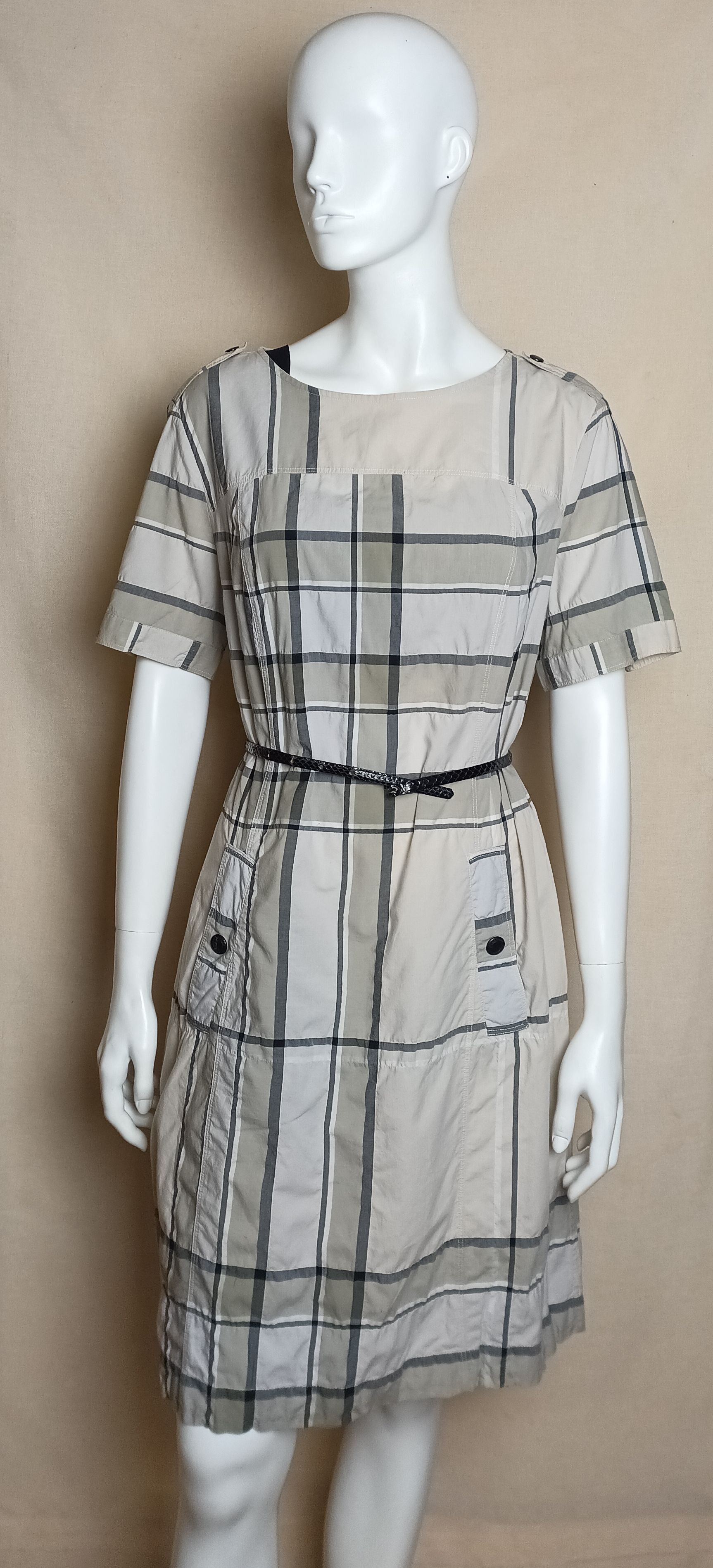 Burberry Burberry Brit Kristie Dress Nova Check Plaid Beige Grey US12 Size L / US 10 / IT 46 - 1 Thumbnail