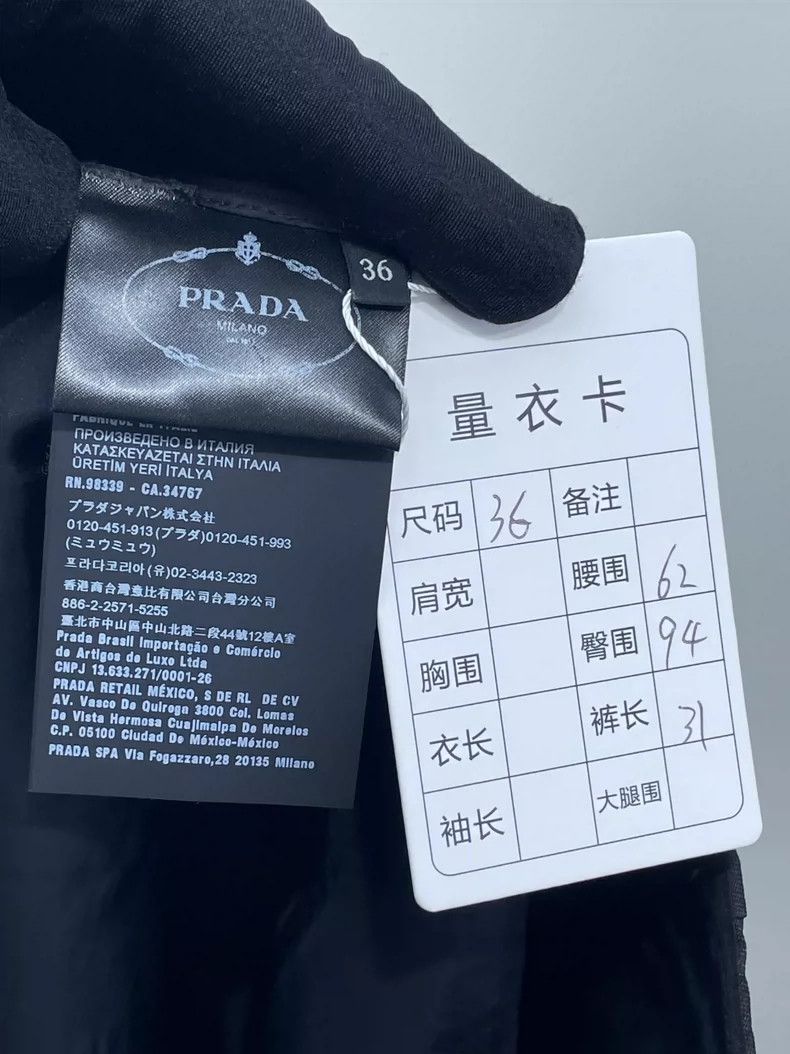 Prada Prada Black diamond hot diamond triangle shorts 2505-Nextar Size 24" / US 00 / IT 34 - 6 Thumbnail