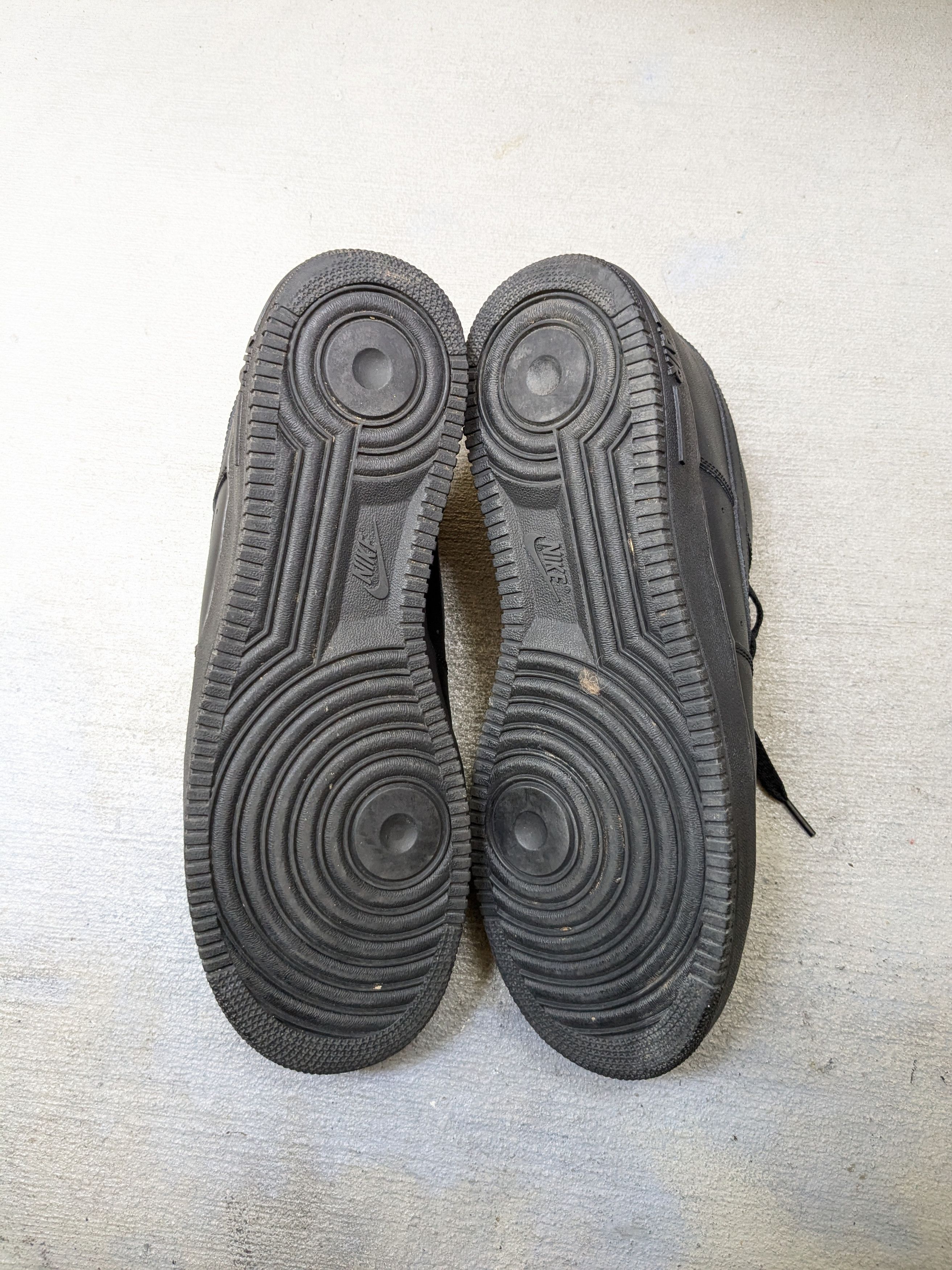 Nike Air Force 1 '07 Triple Black Low Leather 315122-001