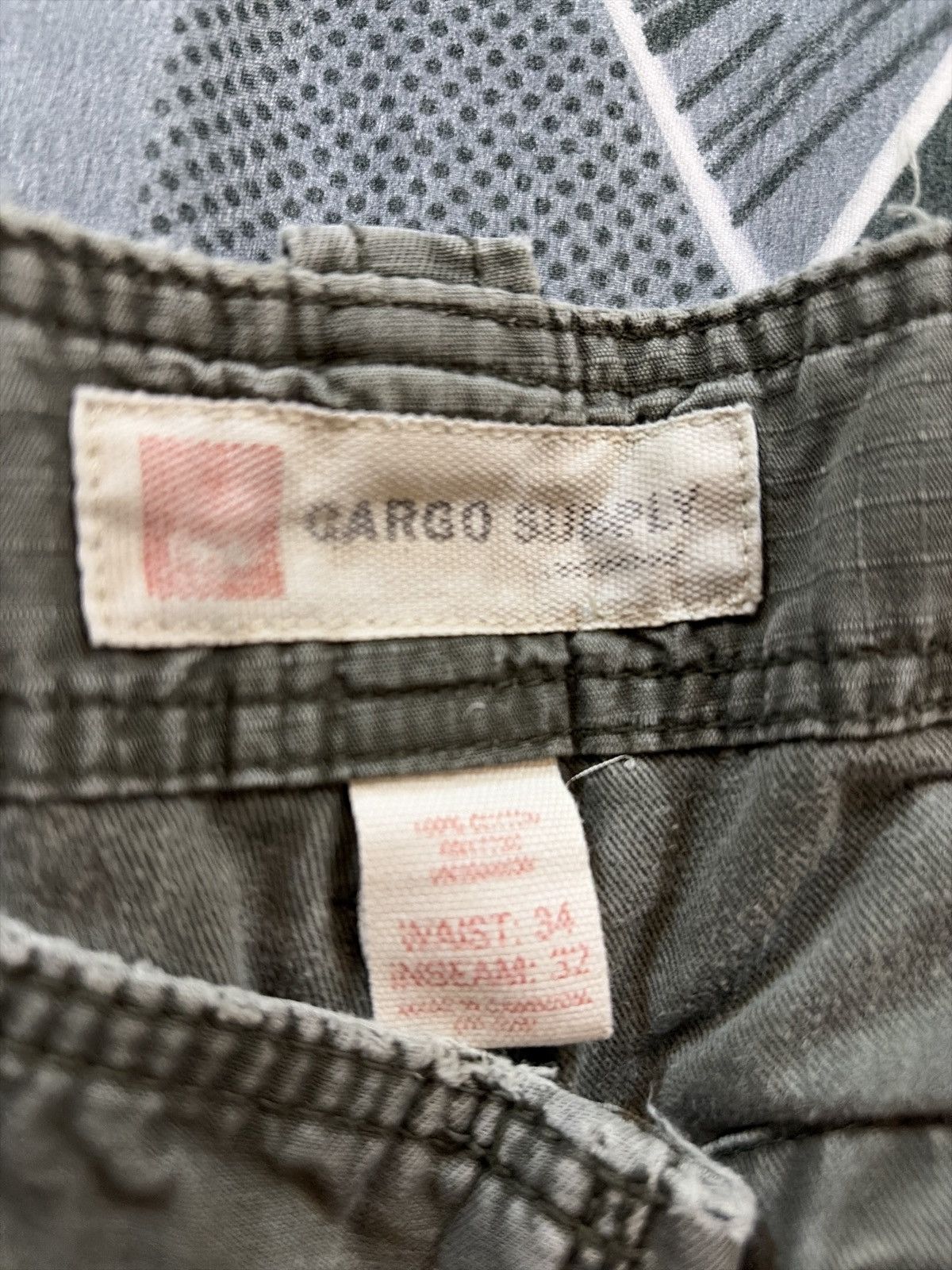 Other cargo pants. 100% cotton Size US 34 / EU 50 - 3 Thumbnail