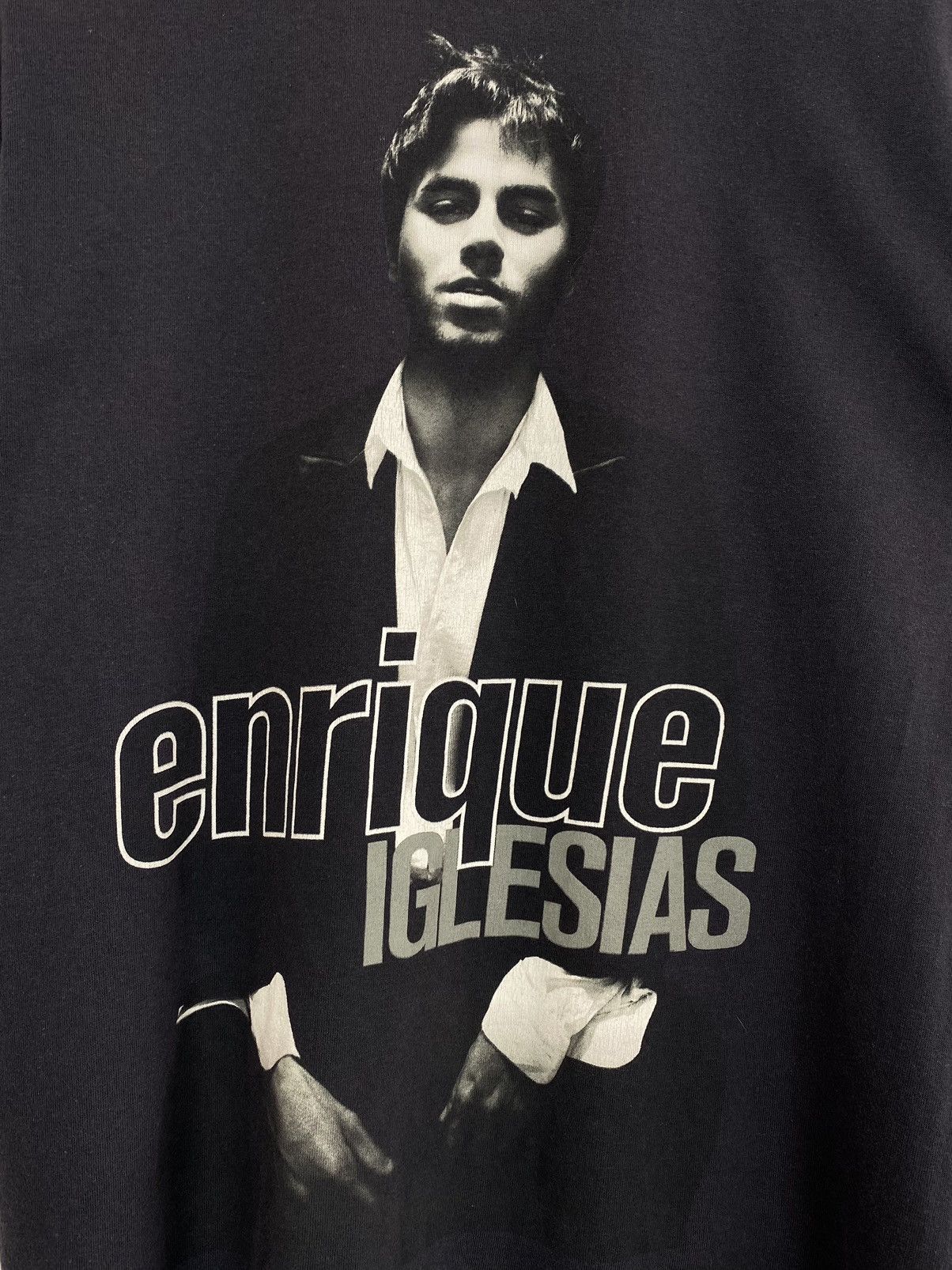 Band Tees Enrique Iglesias Short Sleeve T-Shirt Tour Men’s Size S Size US S / EU 44-46 / 1 - 5 Thumbnail
