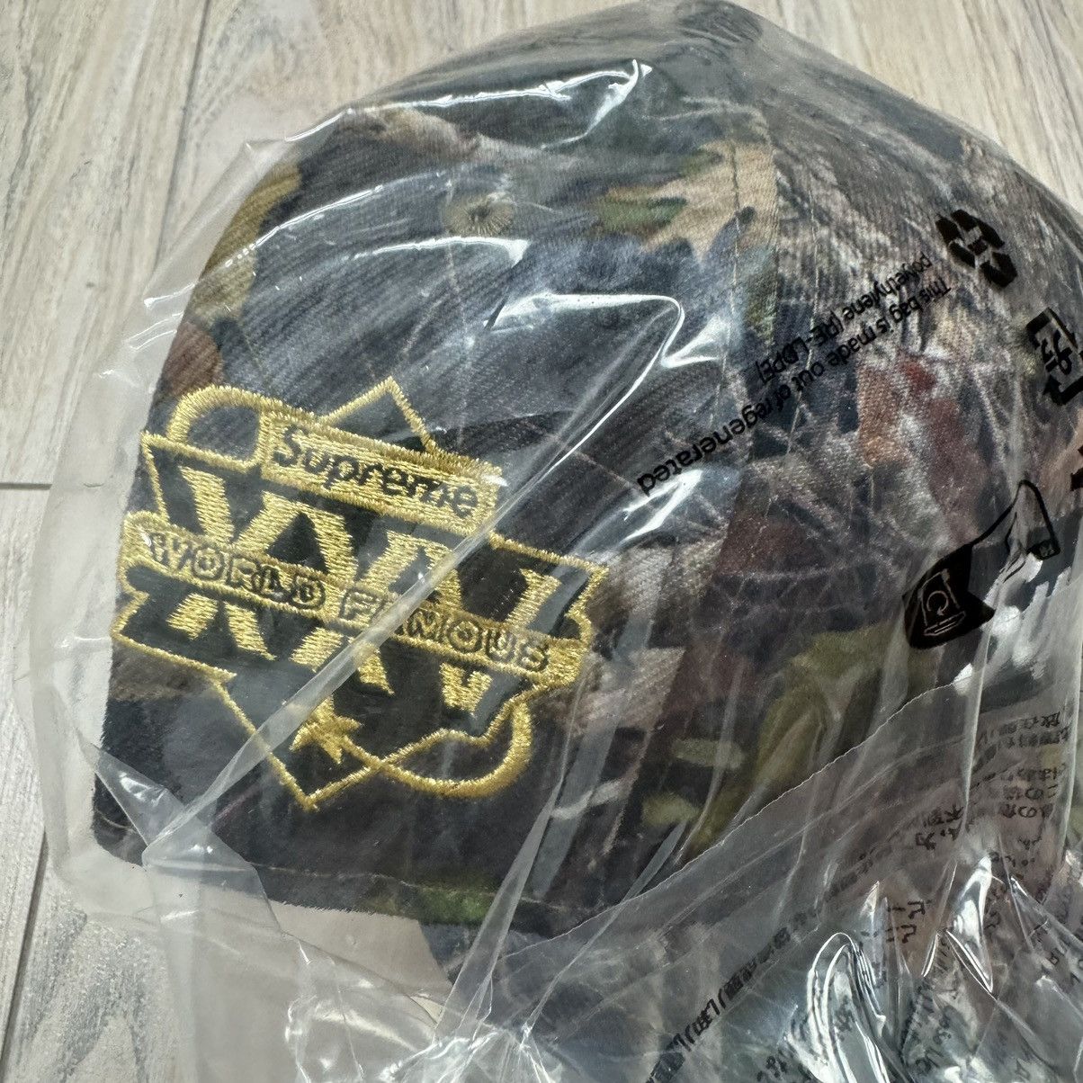 New Era × Supreme Supreme Championship Box Logo Fitted Hat Kanati Camo DS Size ONE SIZE - 7 Thumbnail